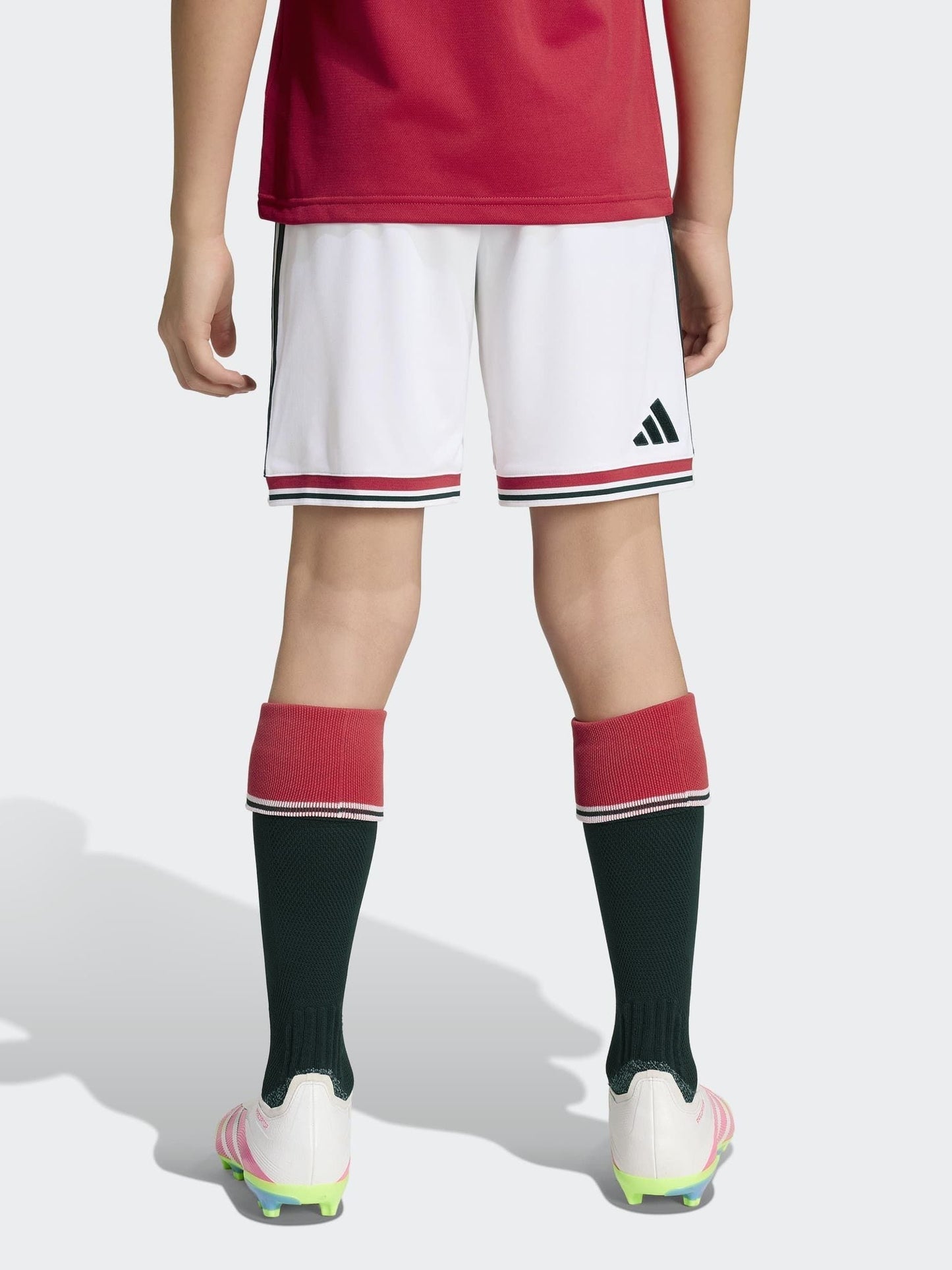 Dsiney Kidz - adidas White Manchester United FC Home Shorts image 4