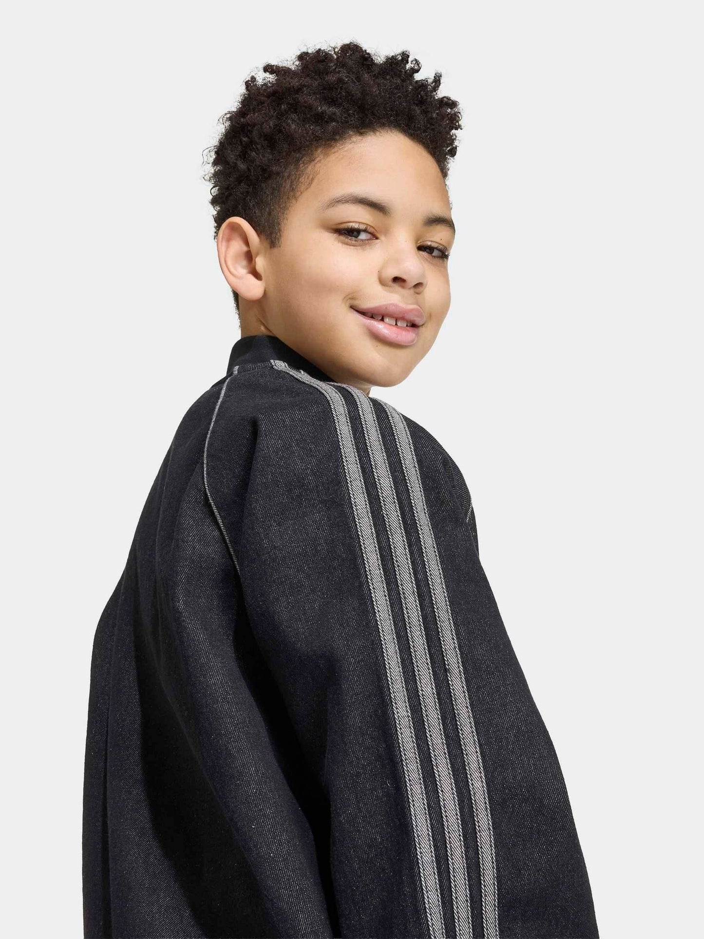 Dsiney Kidz - adidas Originals Black SST Denim Jacket image 4