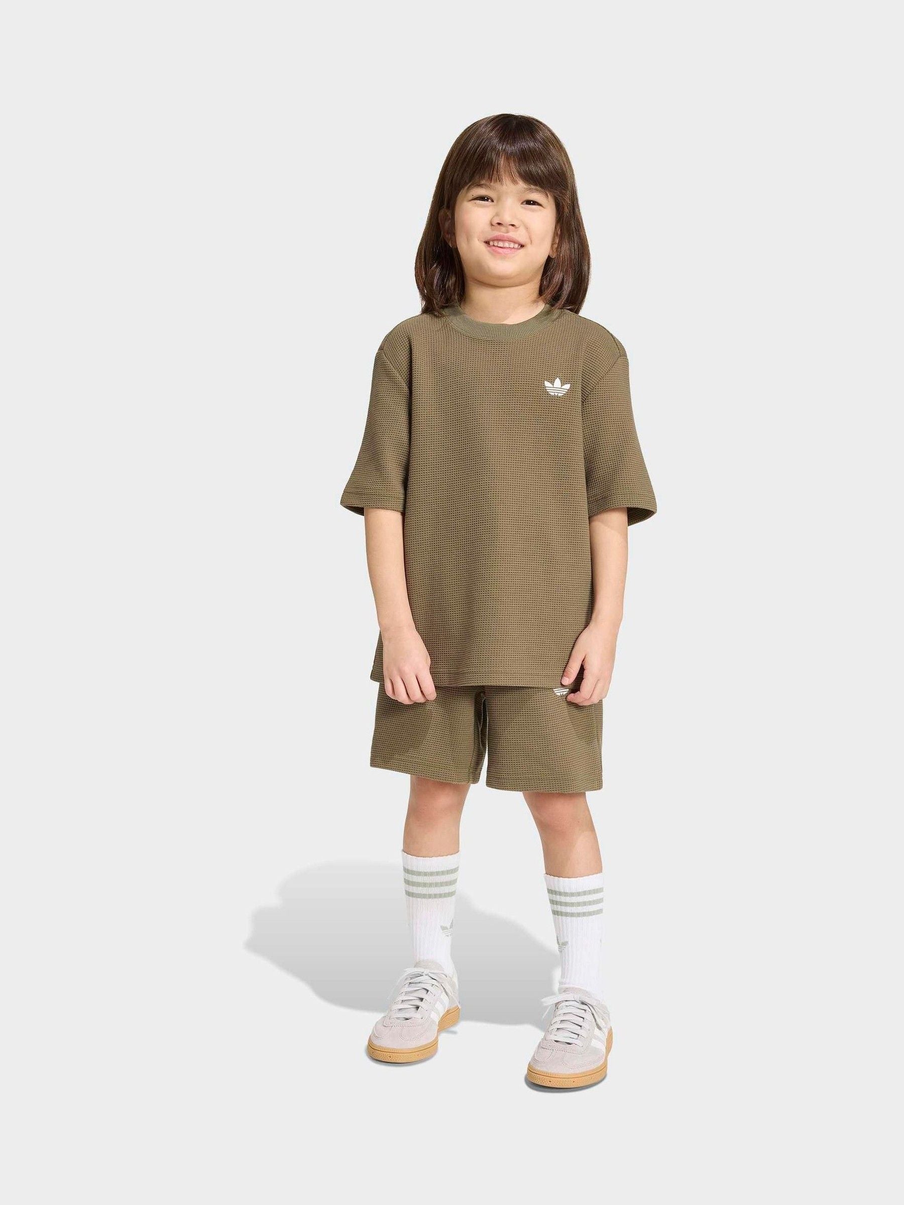 Dsiney Kidz - adidas originals Green Top and Short Set image 1