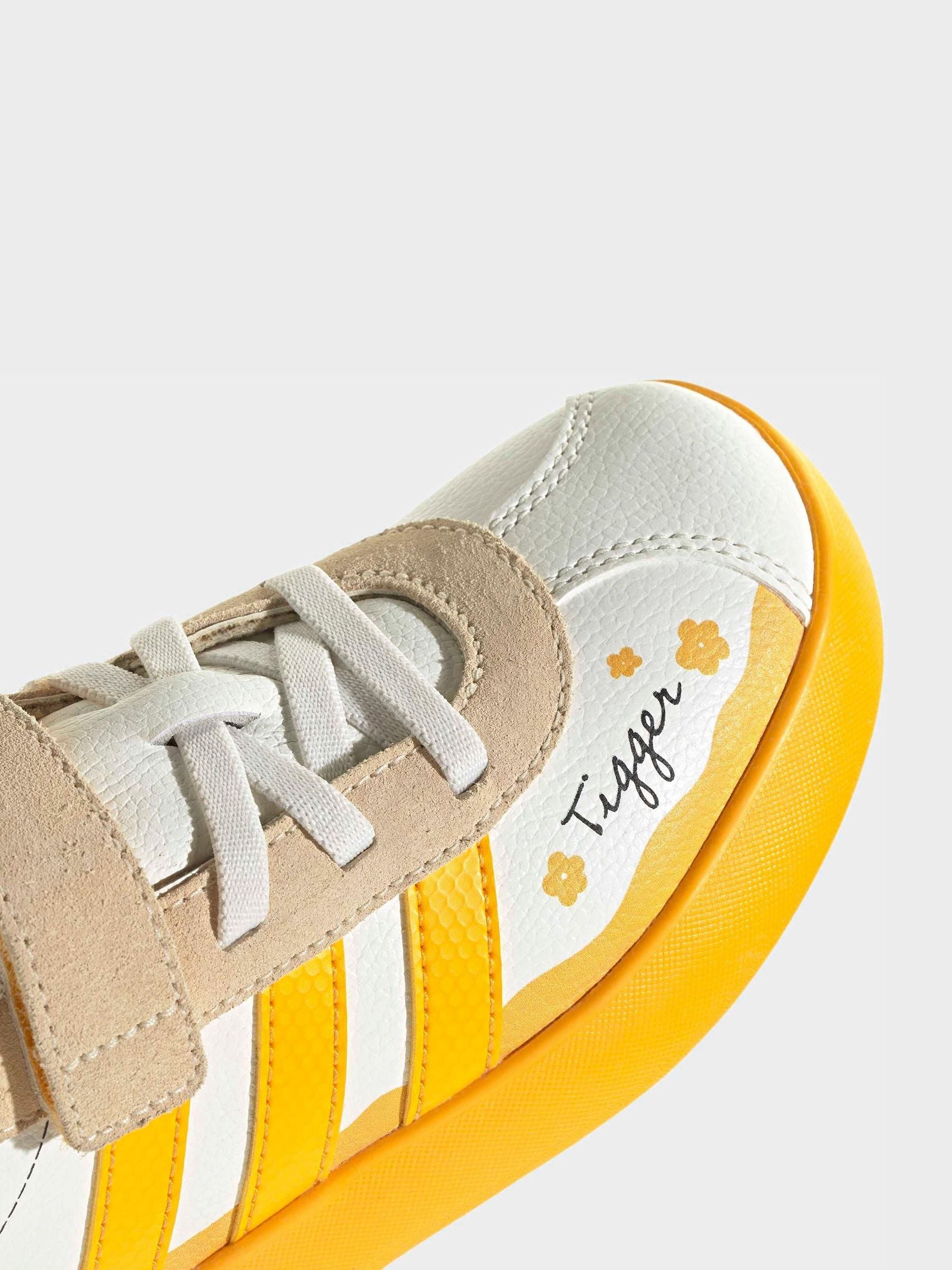 adidas White VL Court Winnie The Pooh Trainers image 8