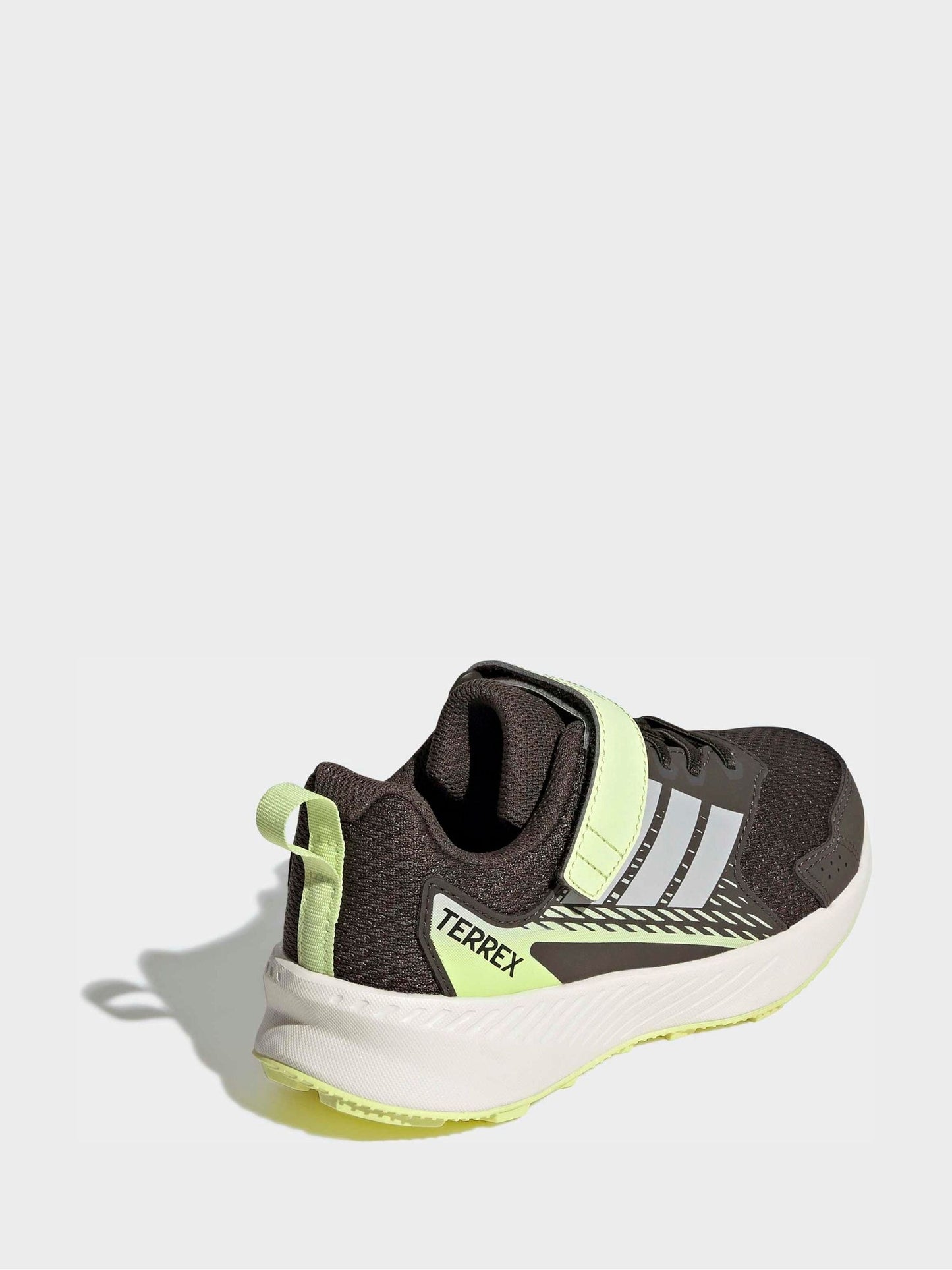 adidas Green Terrex Tracefinder Kids Trainers image 4
