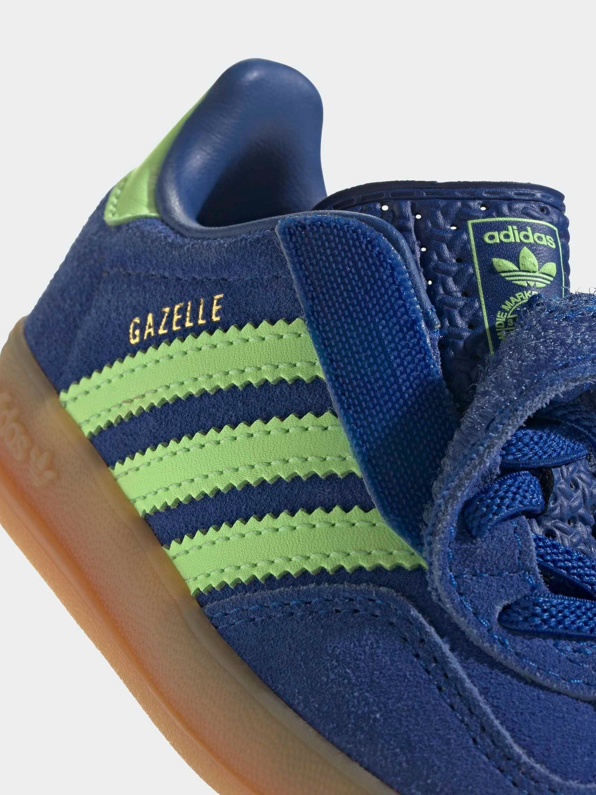 Dsiney Kidz - adidas Originals Blue Gazelle Indoor Trainers image 9
