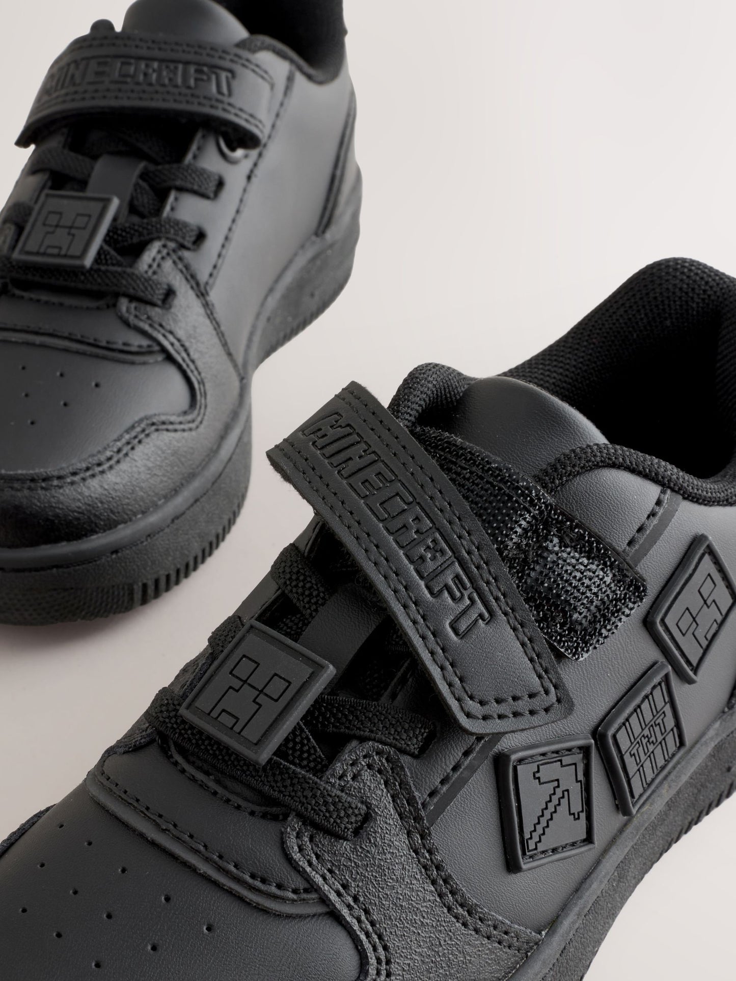 Black Standard Fit (F) Minecraft Touch Fastening Elastic Lace School Shoes image 4