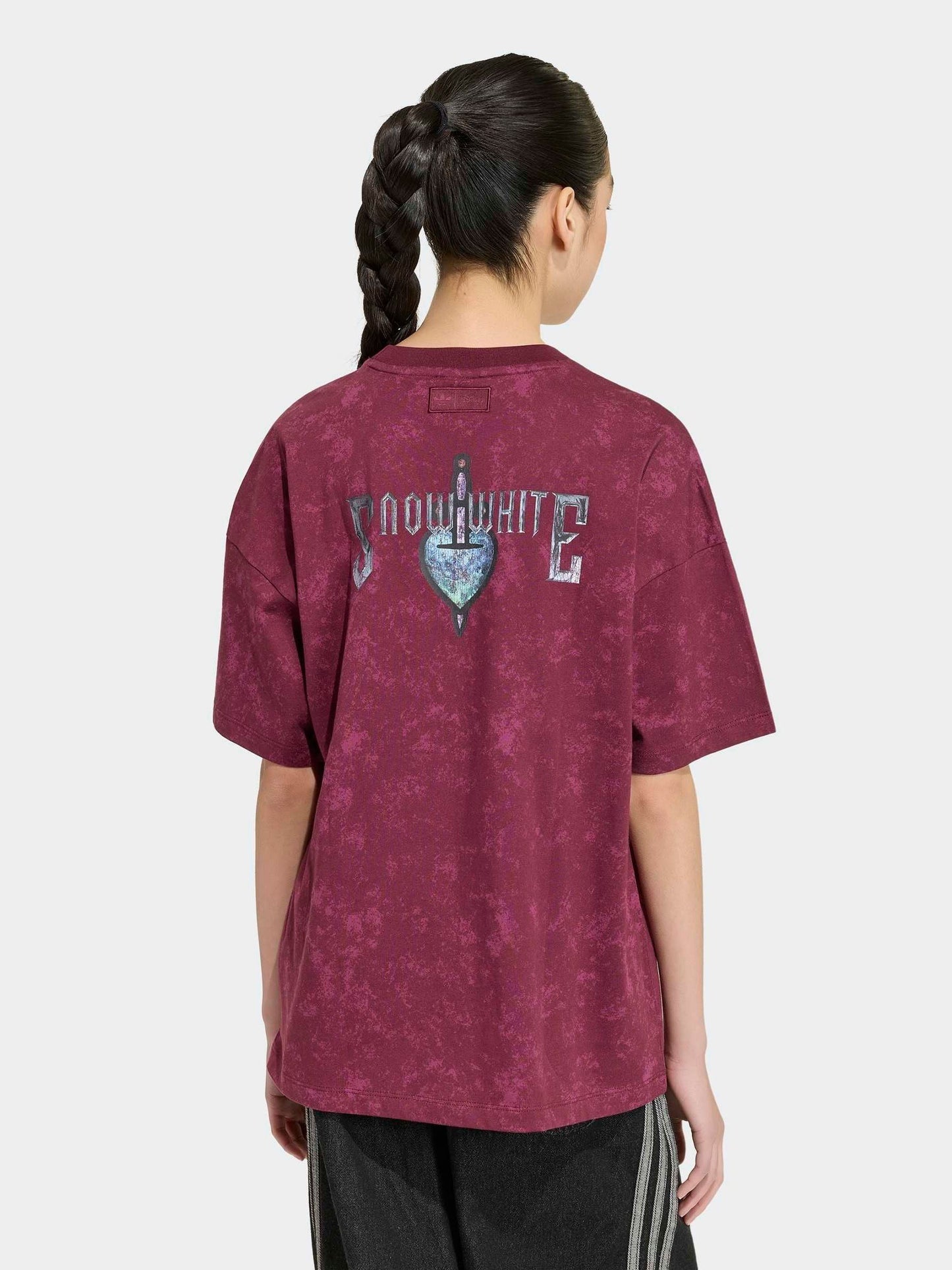 Dsiney Kidz - adidas Originals Snow White Graphic T-Shirt image 3