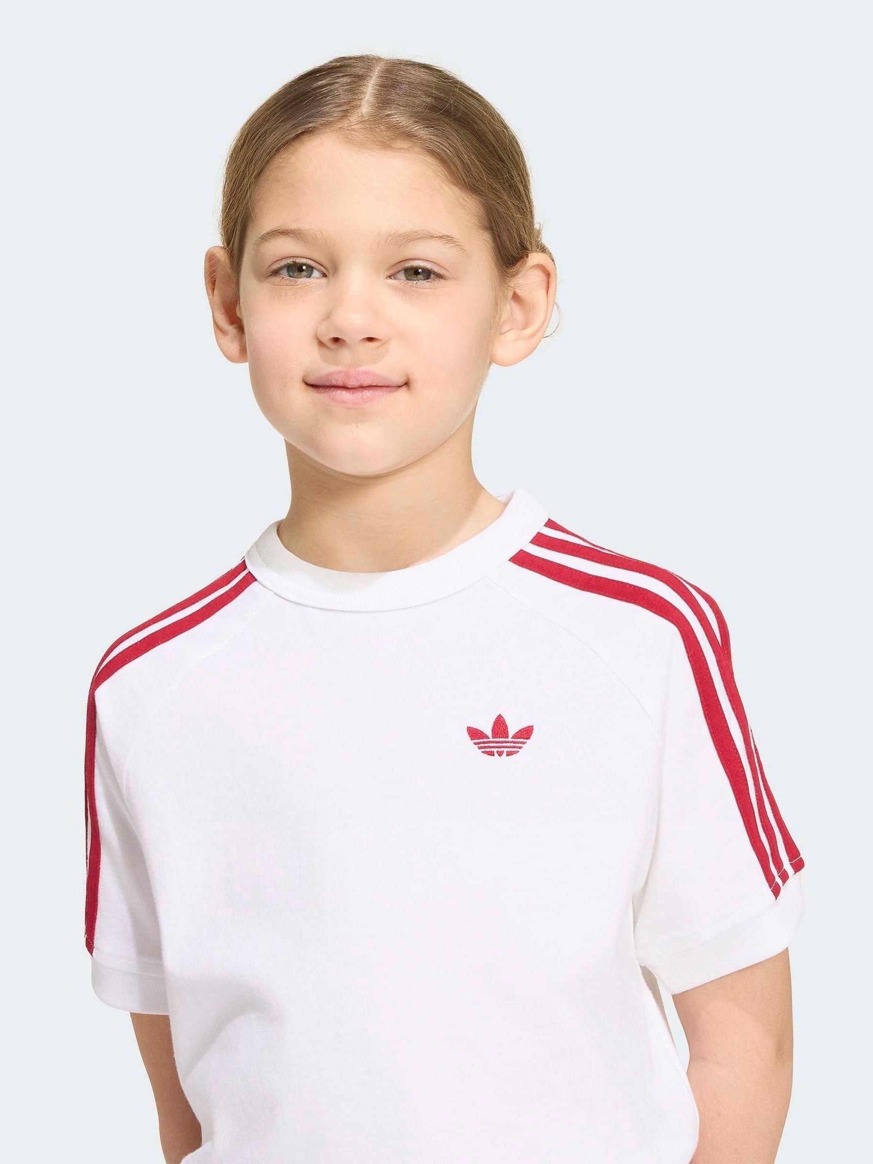 Dsiney Kidz - adidas Originals White 3 Stripe Top & Shorts Set image 5