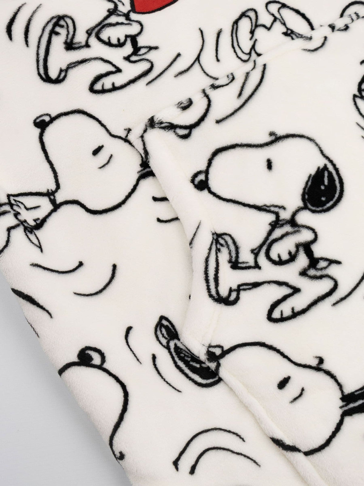 Vanilla Underground White Peanuts Snoopy Blanket Hoodie - image 4
