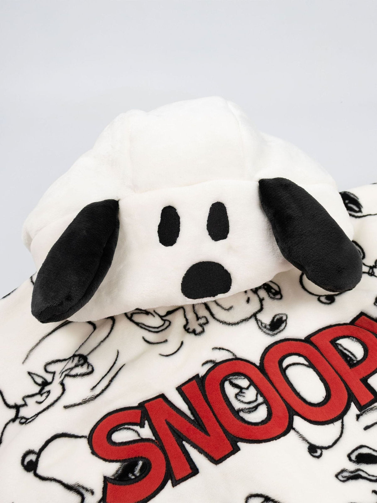 Vanilla Underground White Peanuts Snoopy Blanket Hoodie - image 5