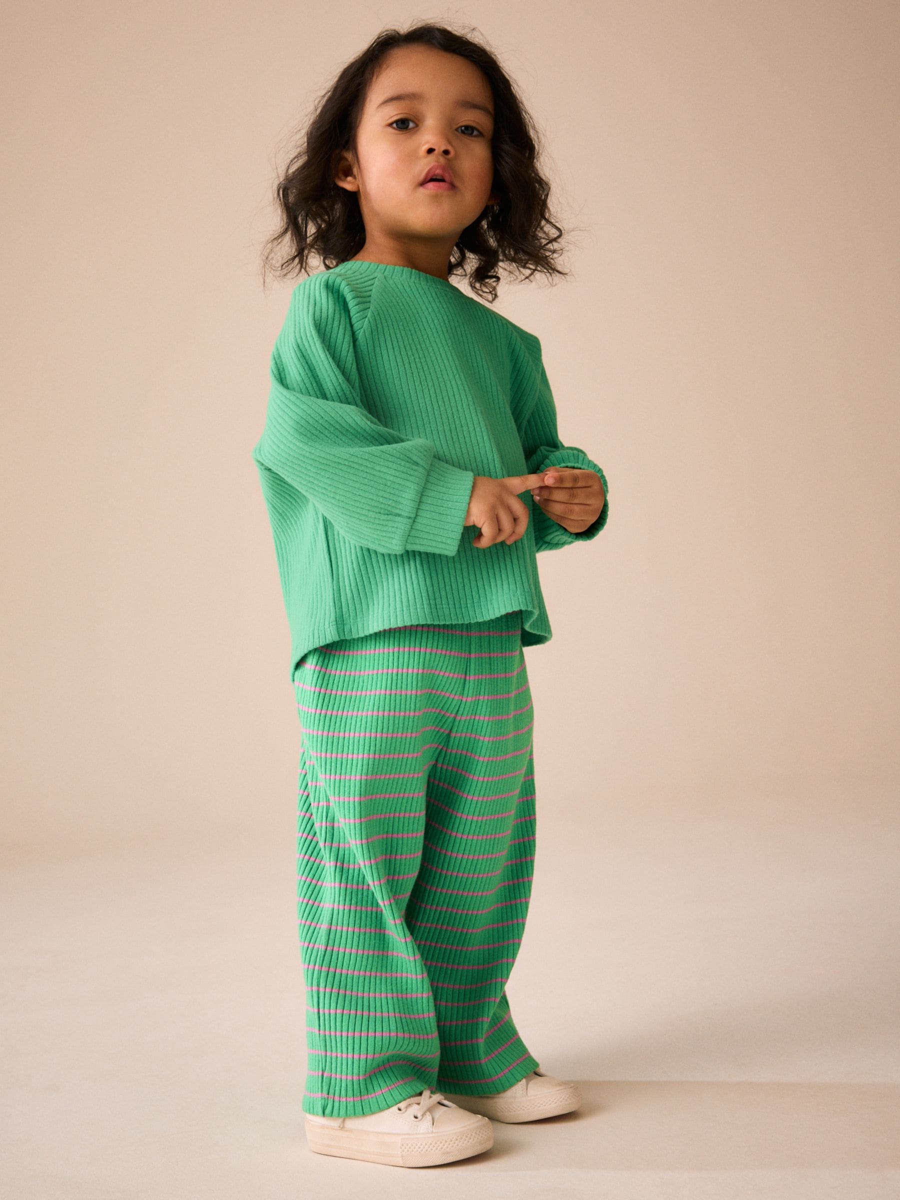 Dsiney Kidz - Green Long Sleeve Ribbed Raglan Top (3mths-7yrs) image 2