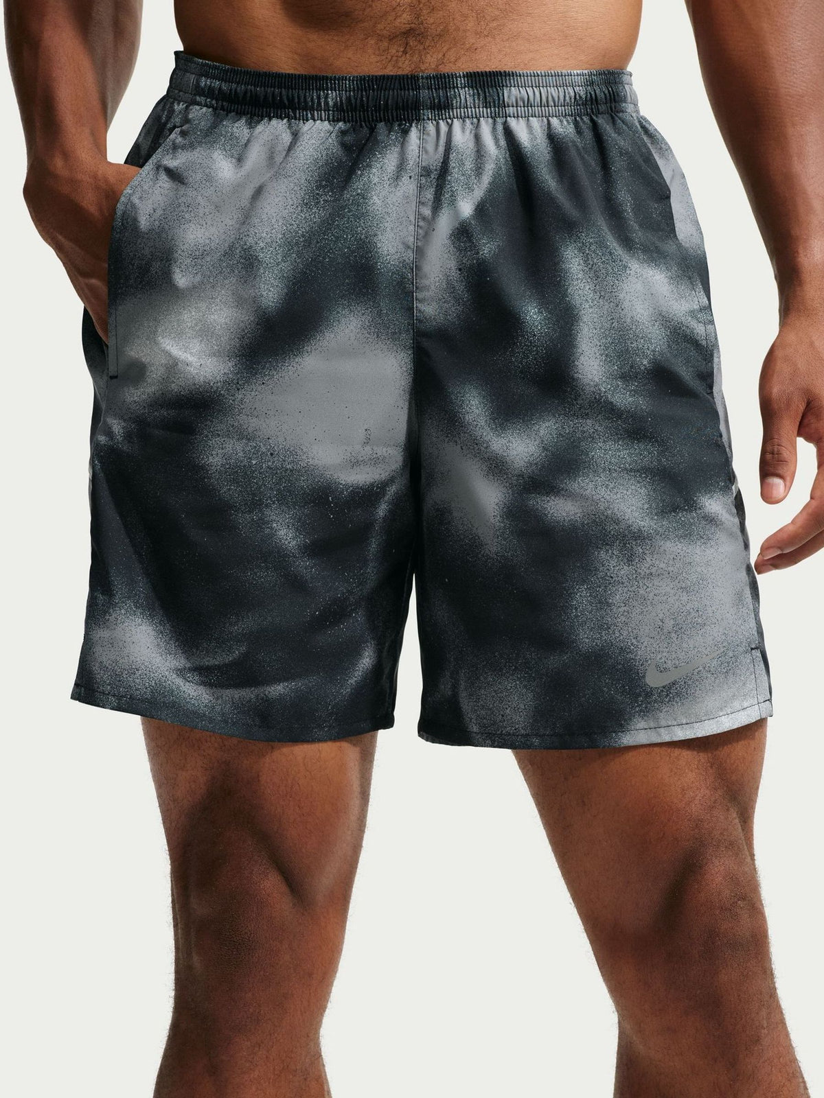 Dsiney Kidz - Nike Black Miler Dri-FIT 7 Inch Brief Lined Running Shorts image 3