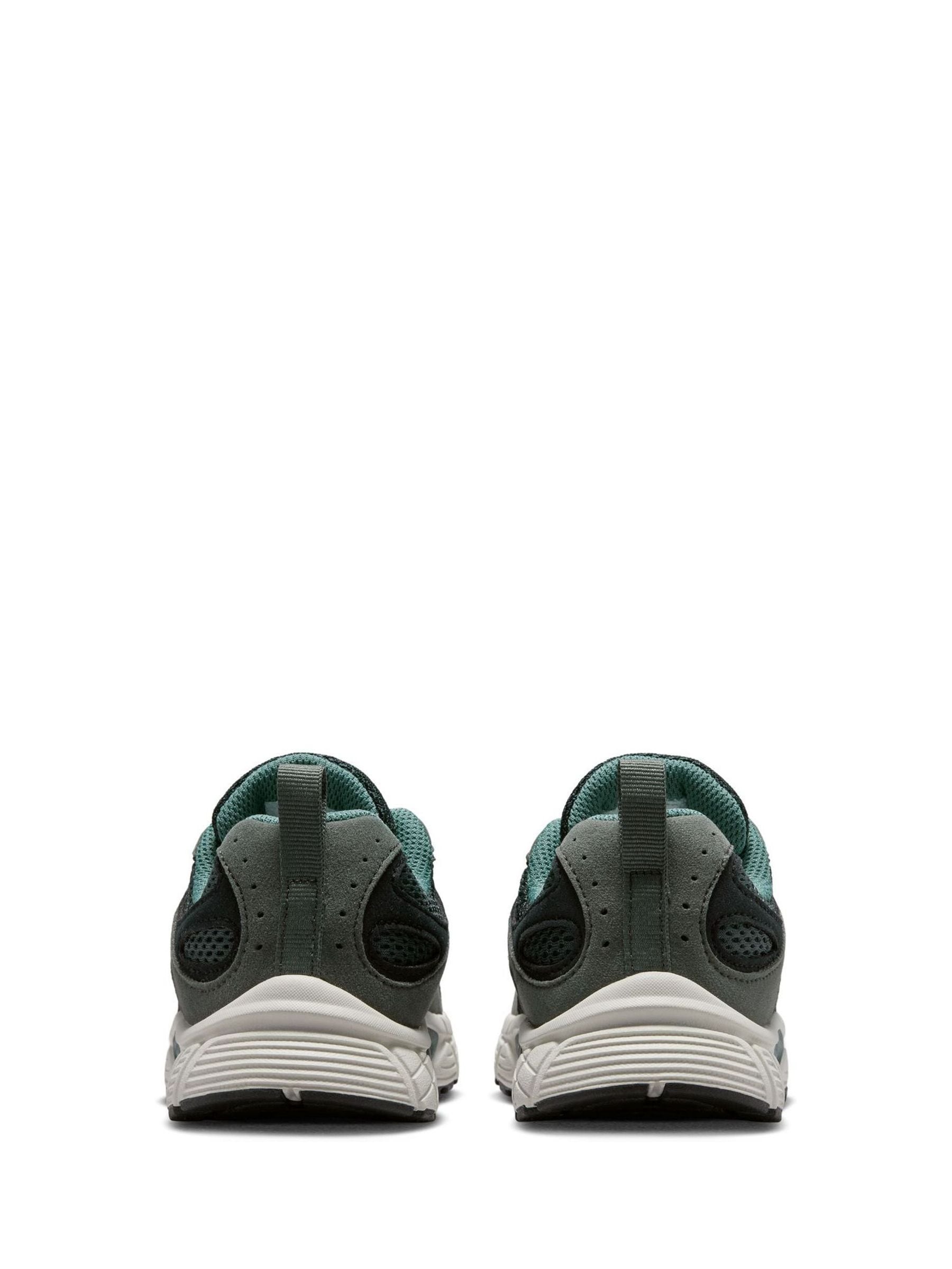Nike Black/Spruce Green Junior V5 Runner Trainers image 4