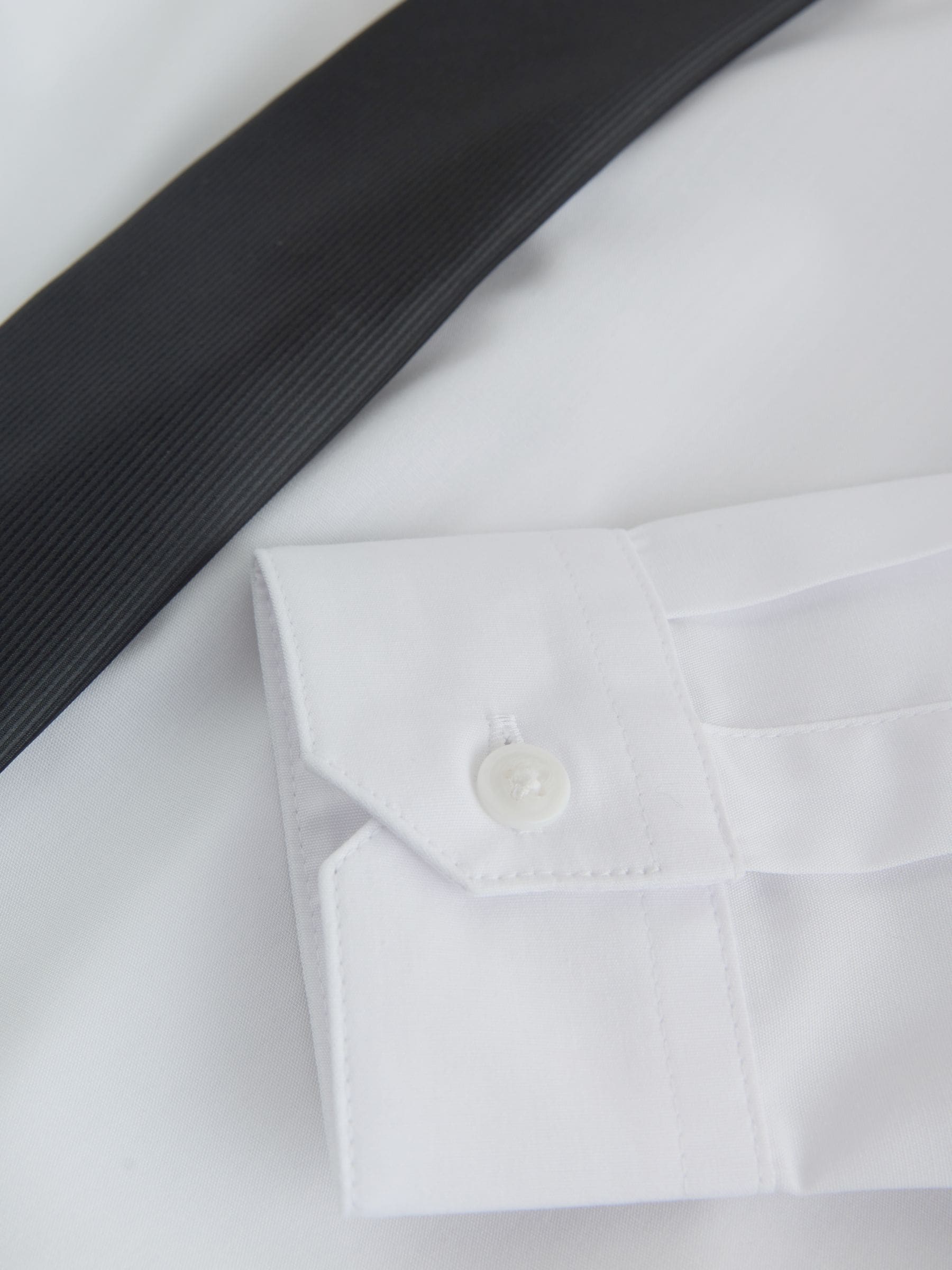 Dsiney Kidz - White Long Sleeve Smart Shirt with Tie (3-16yrs) image 3