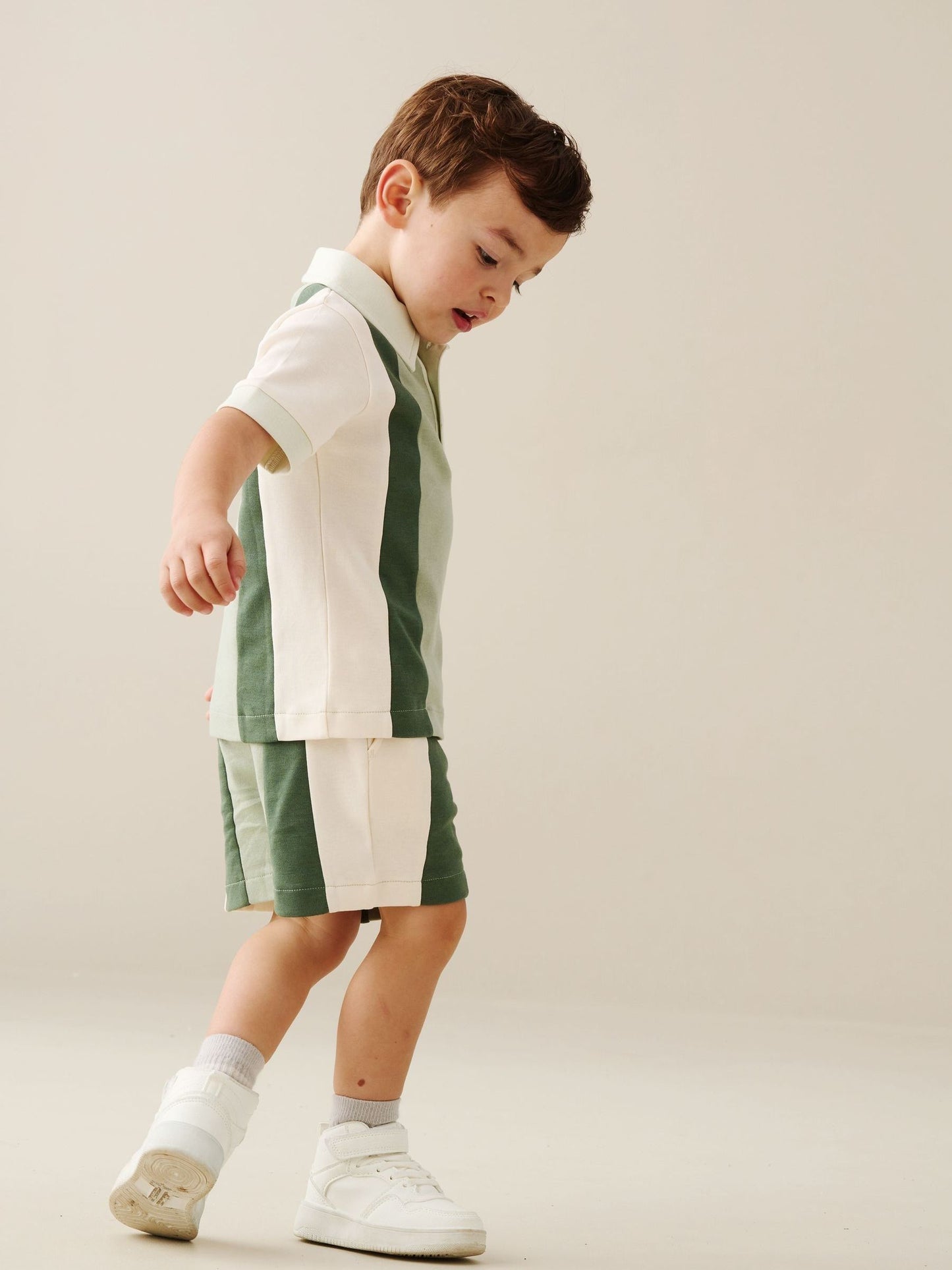 Angel & Rocket Green Jerry Colour Block Top & Shorts Set image 4