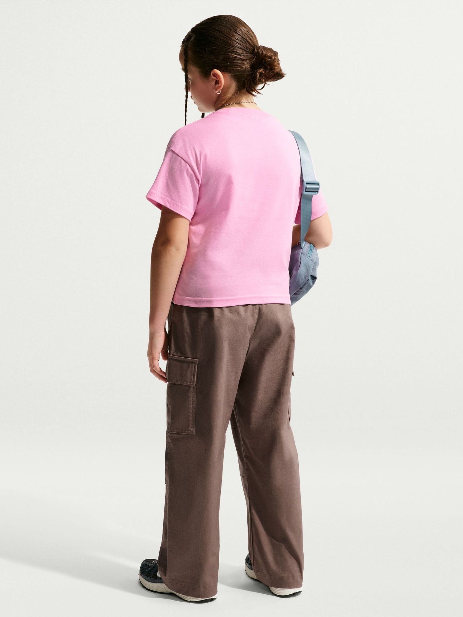 Dsiney Kidz - Nike Pink Rise Sportswear Boxy T-Shirt image 4