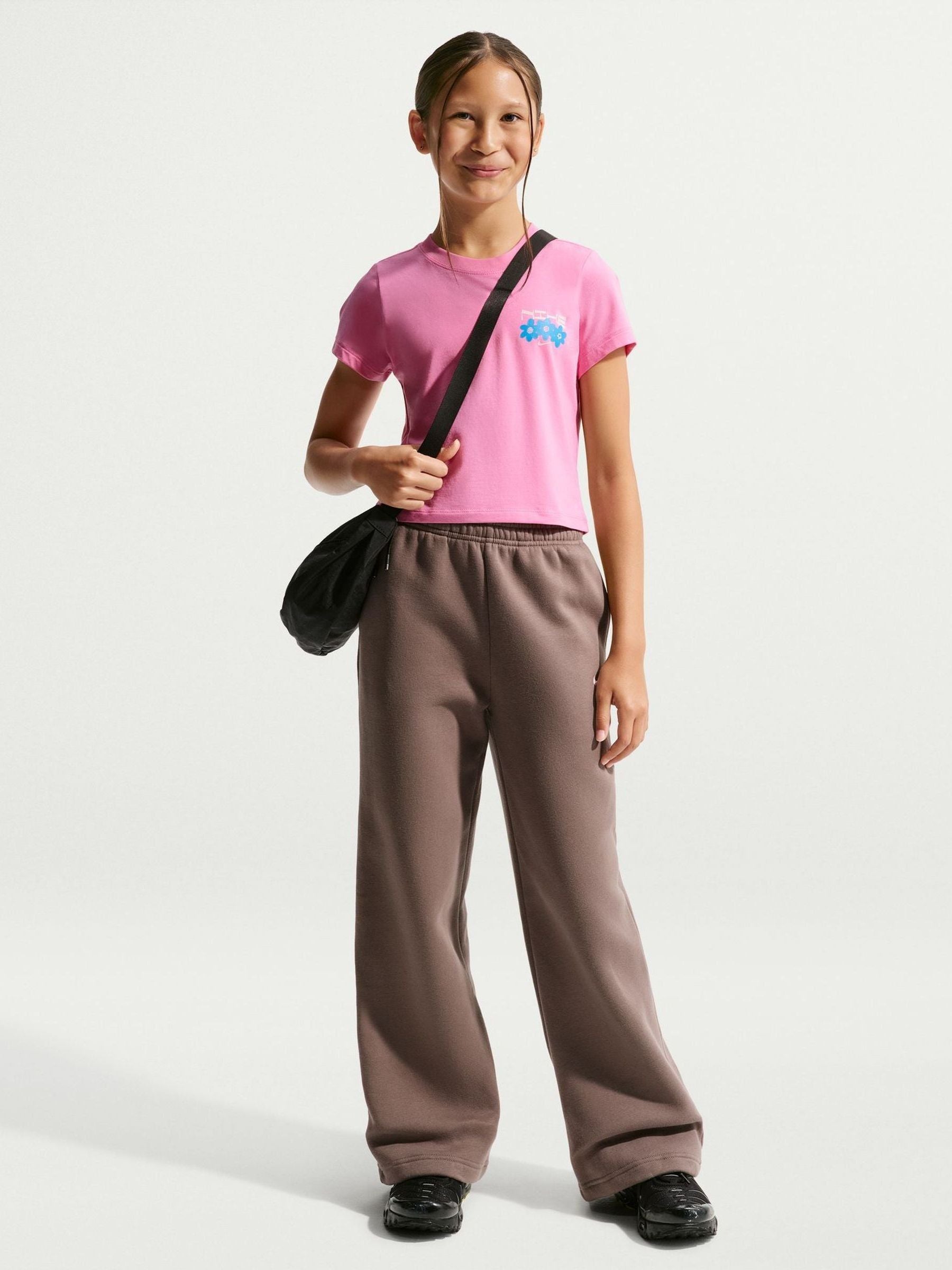 Dsiney Kidz - Nike Playful Pink Slim Cropped T-Shirt image 3
