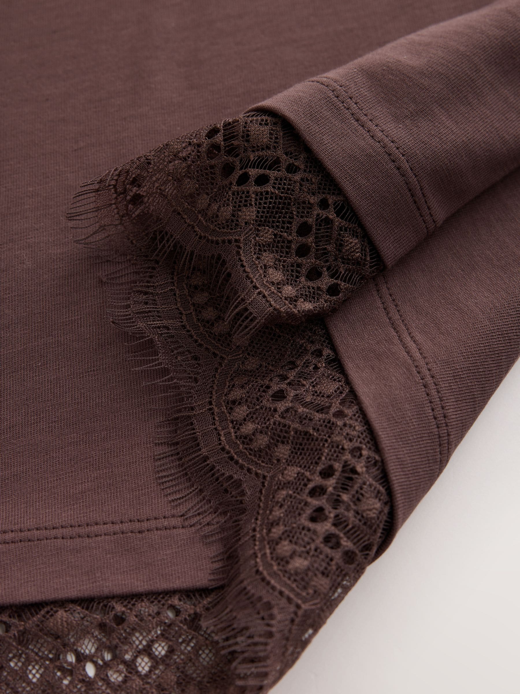 Dsiney Kidz - smALLSAINTS Brown Lace Trim T-Shirt image 6