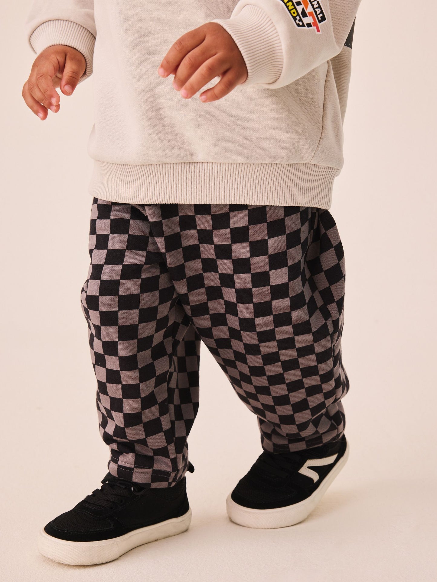 Grey Checkerboard Hot Wheels Crew And Jogger Set (9mths-8yrs) image 7
