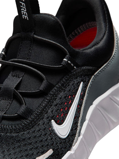 Nike Black Grey Red Junior Free Ride Trainers image 6
