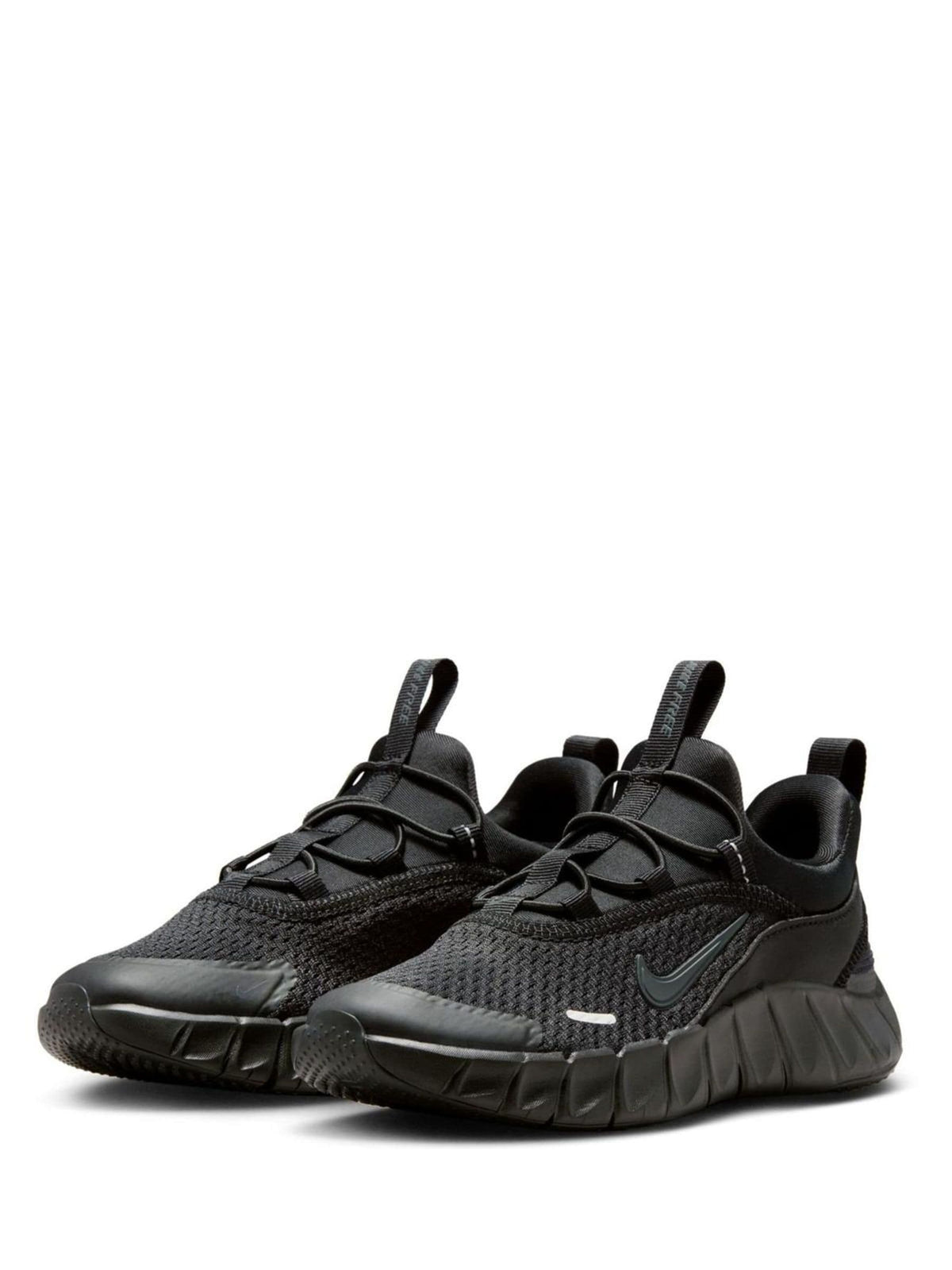 Dsiney Kidz - Nike Black Junior Free Ride Trainers image 2
