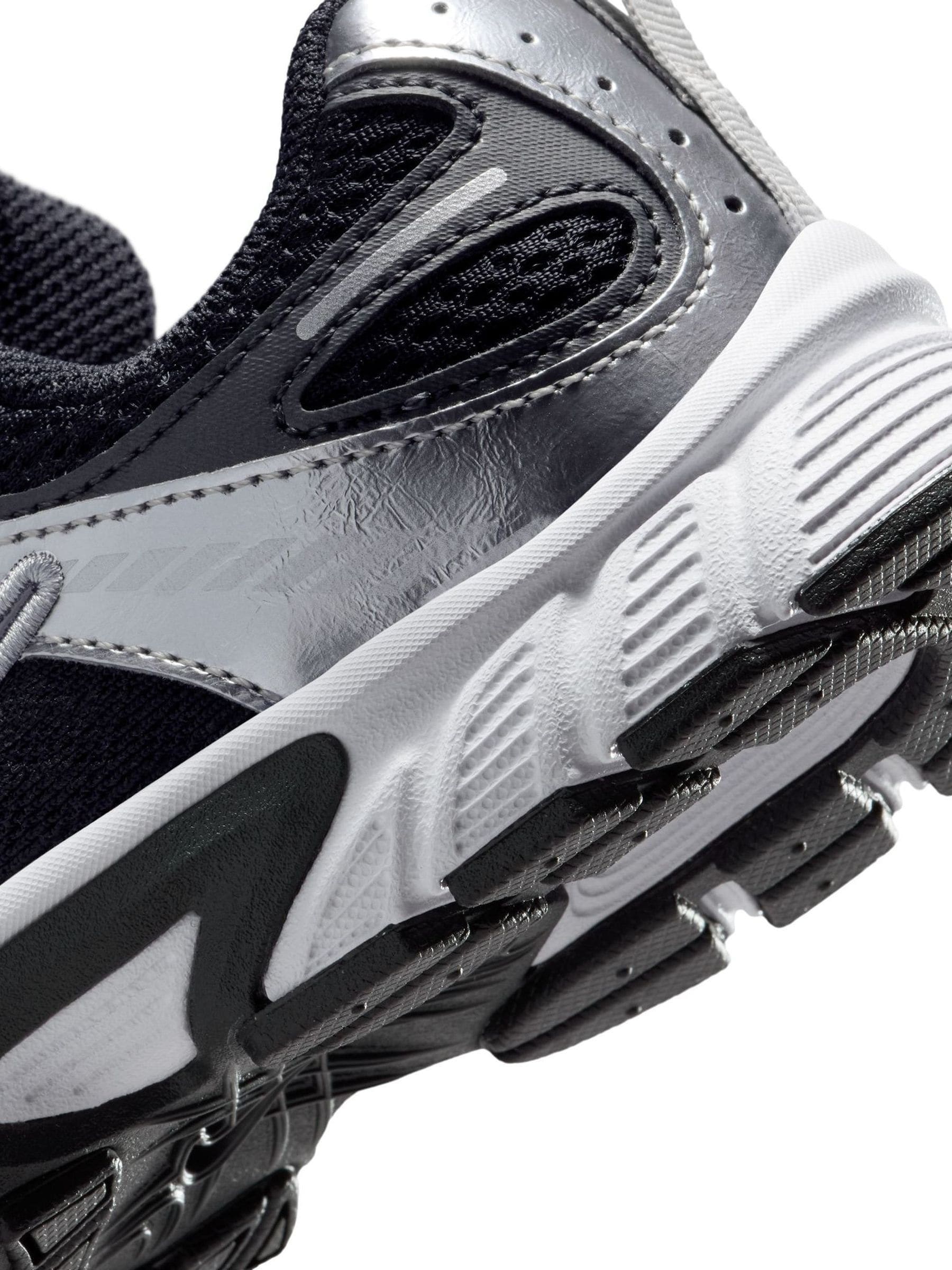 Nike no image Junior V5 Runner Trainers image 9