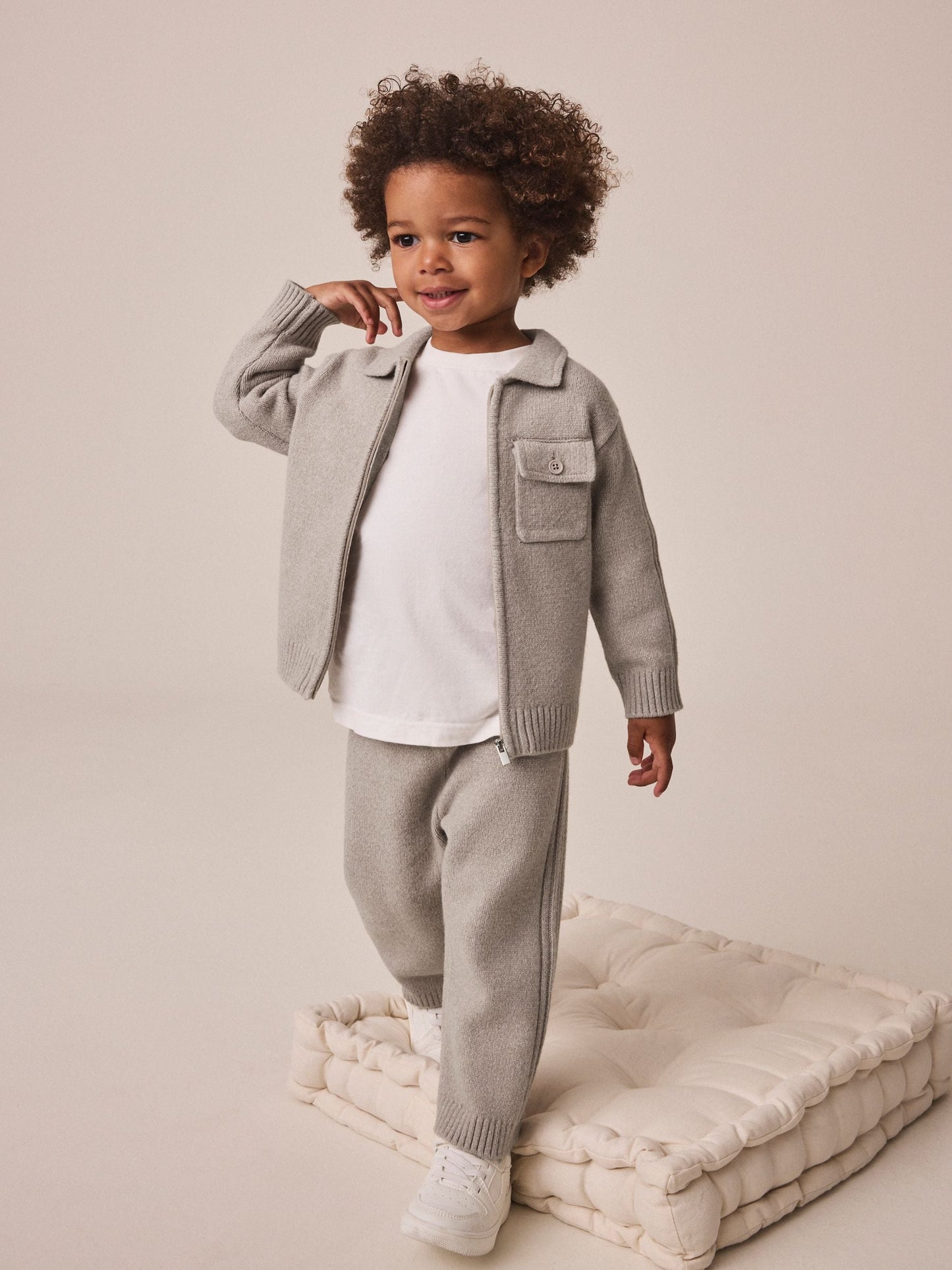 Dsiney Kidz - Neutral Knitted Zip Through Cardigan and Jogger Set (3mths-7yrs) image 2
