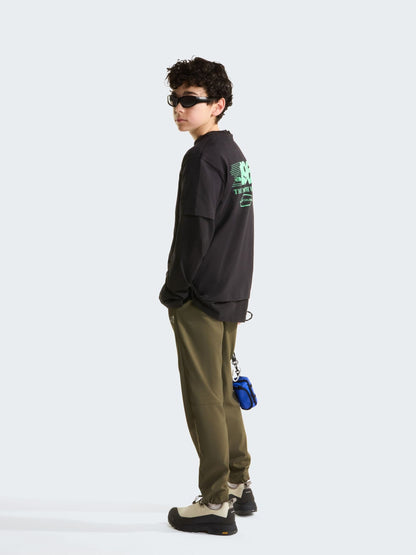 Dsiney Kidz - The North Face Black Teen Track Relaxed Graphic T-Shirt image 3