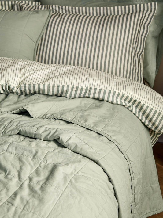 Yard Bay Green Hebden Stonewashed Cotton Bedspread image 2