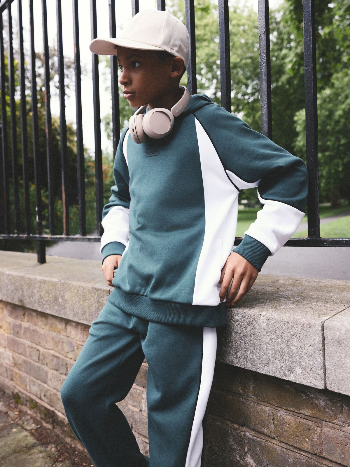 Green Colourblock Joggers & Hoodie Set (3-16yrs) - image 3