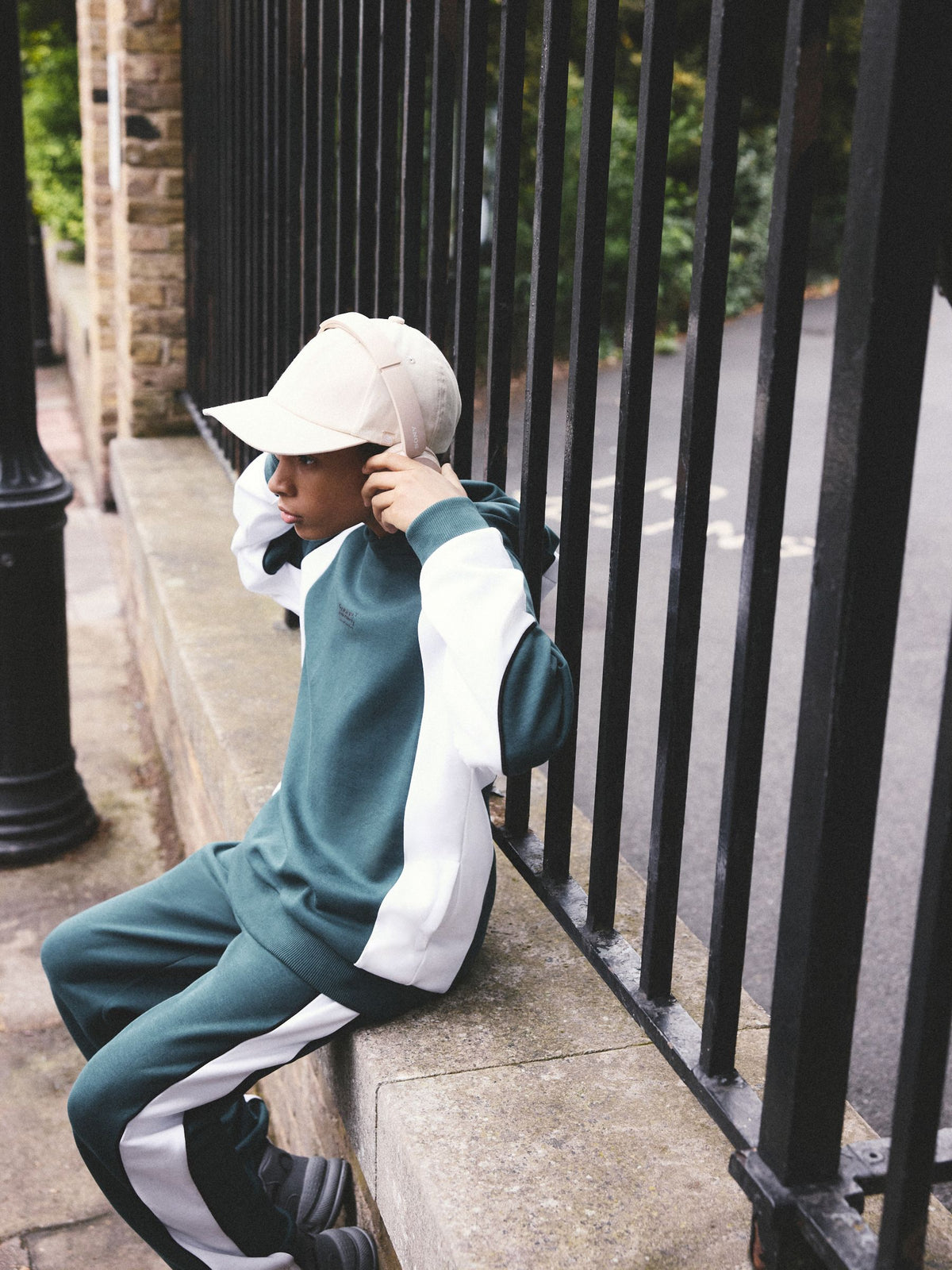 Green Colourblock Joggers & Hoodie Set (3-16yrs) - image 5