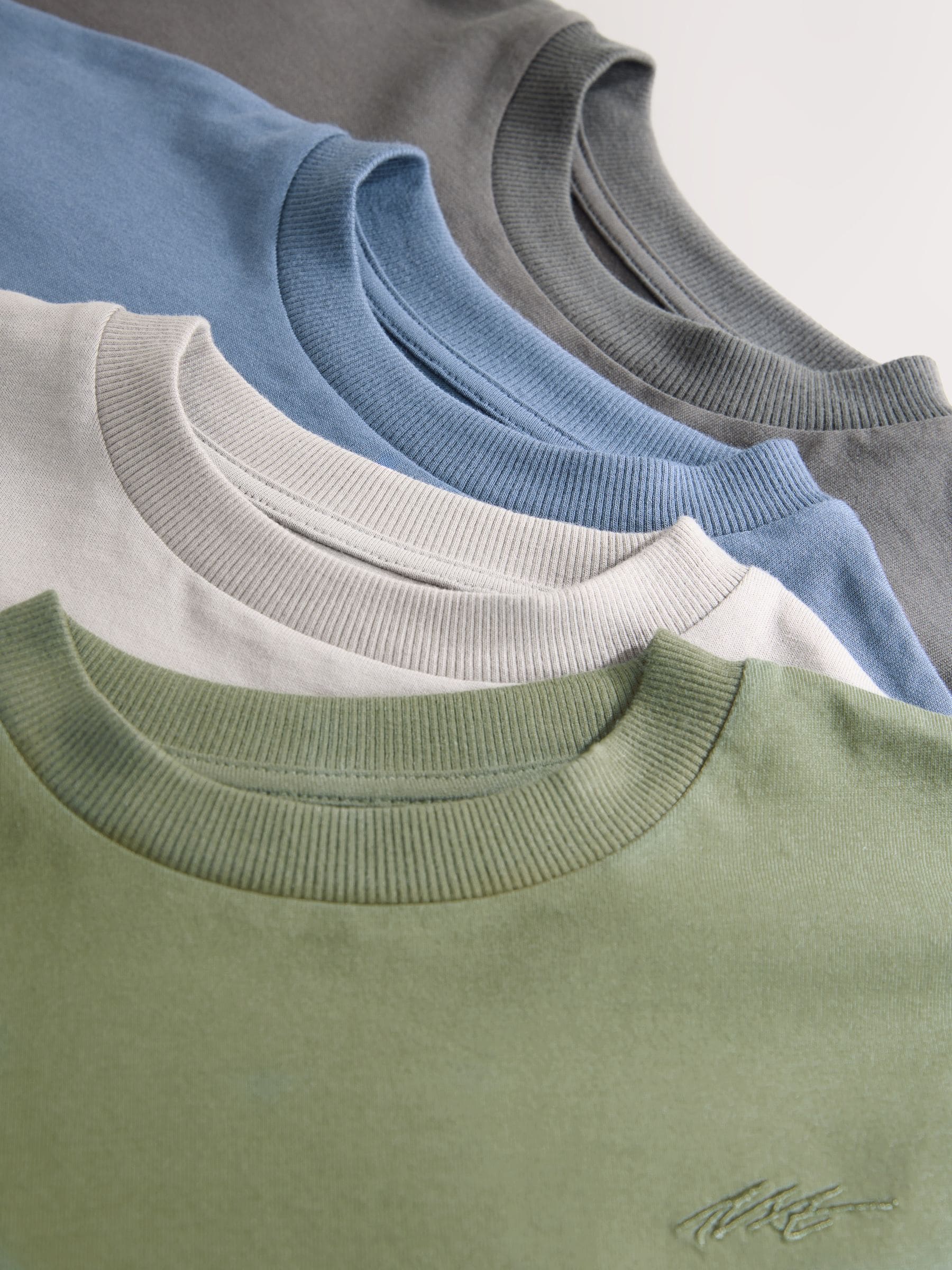 Dsiney Kidz - Minerals Short Sleeve Logo Chest Graphic T-Shirts 4 Pack (3-16yrs) image 7