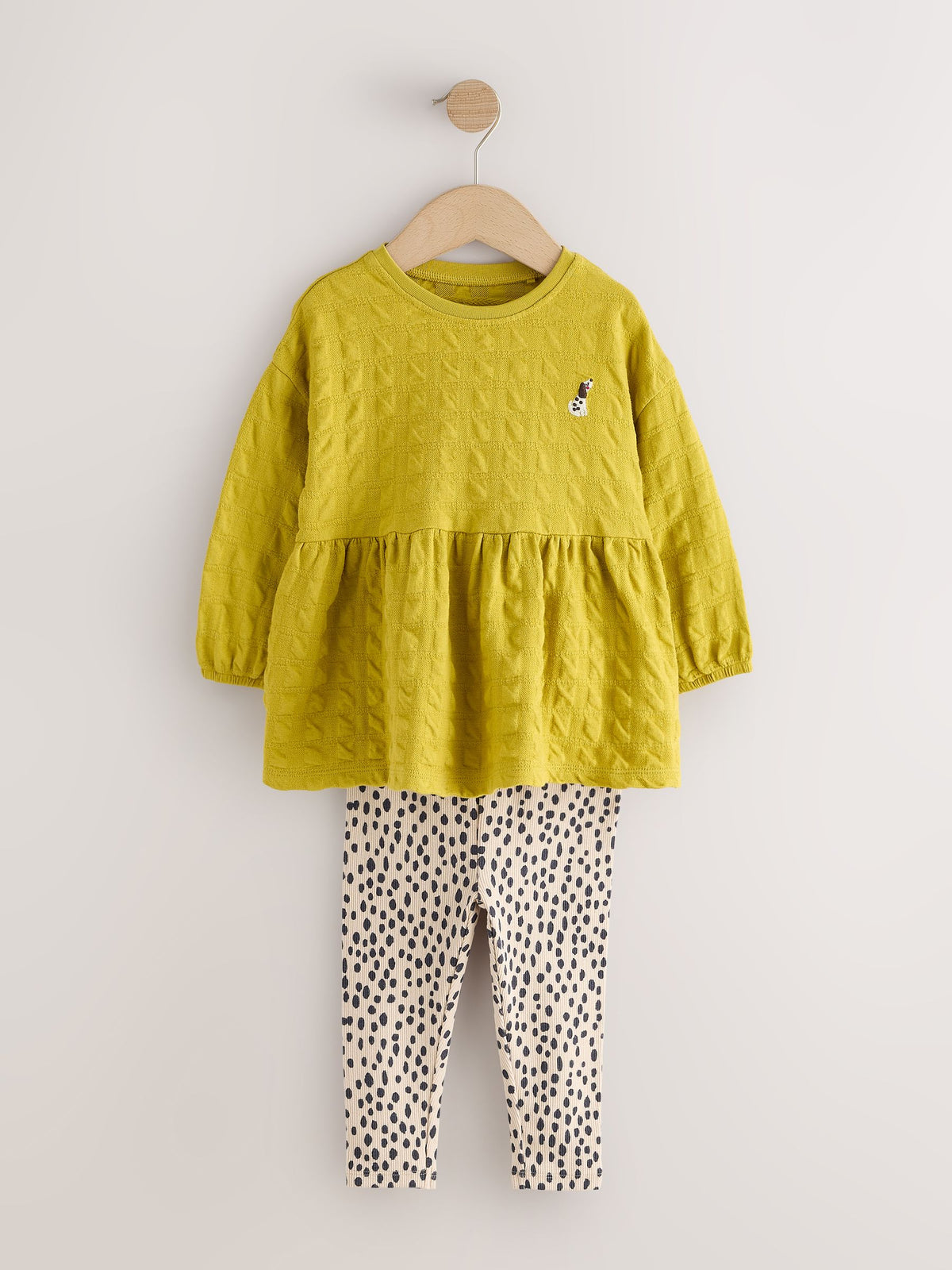 Dsiney Kidz - Lime Green Long Sleeve Textured Blouse and Leggings Set (3mths-7yrs) image 4