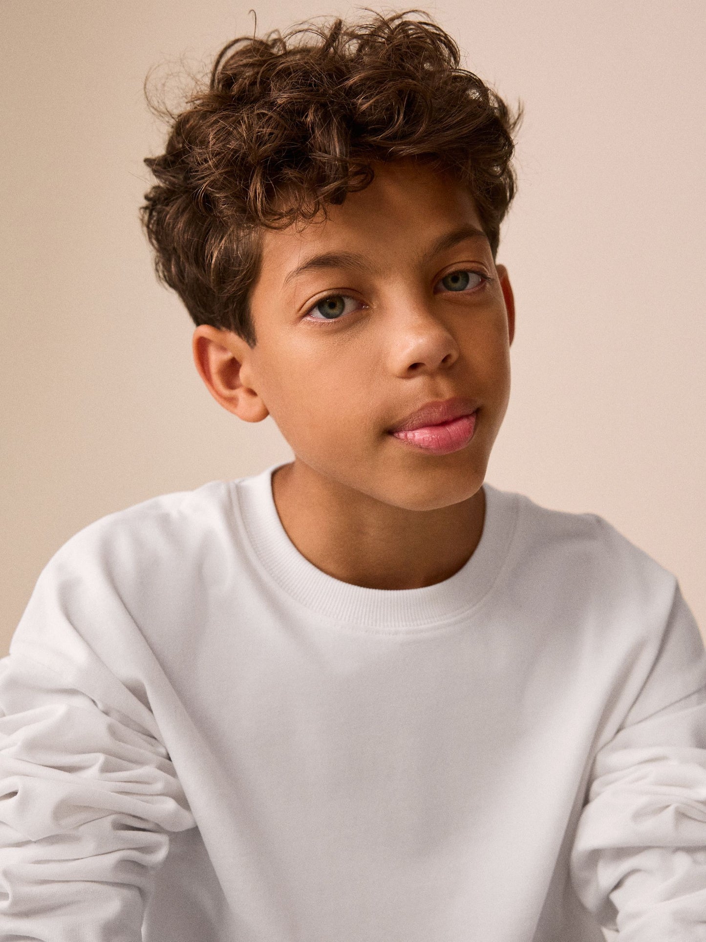 Dsiney Kidz - White Cosy Long Sleeve T-Shirt (3-16yrs) image 5