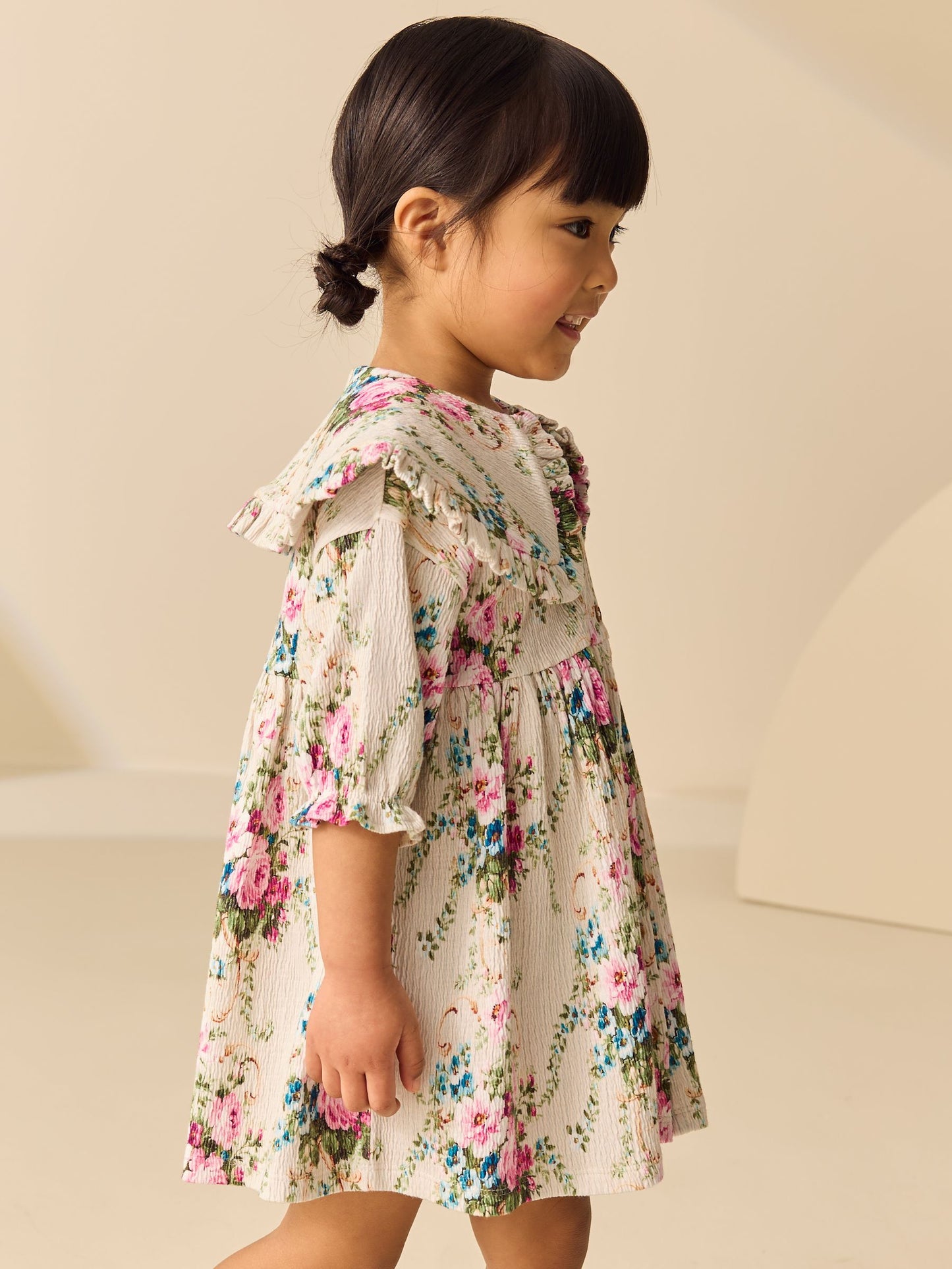 Cream Short Sleeve Collar Dress (3mths-7yrs) image 2