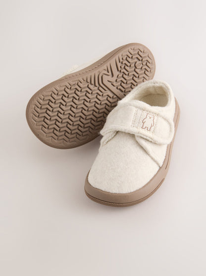 Dsiney Kidz - Neutral Bear Barefoot Touch Fastening Cupsole Slippers image 3