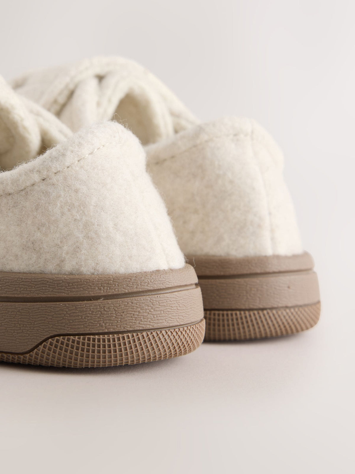 Dsiney Kidz - Neutral Bear Barefoot Touch Fastening Cupsole Slippers image 4