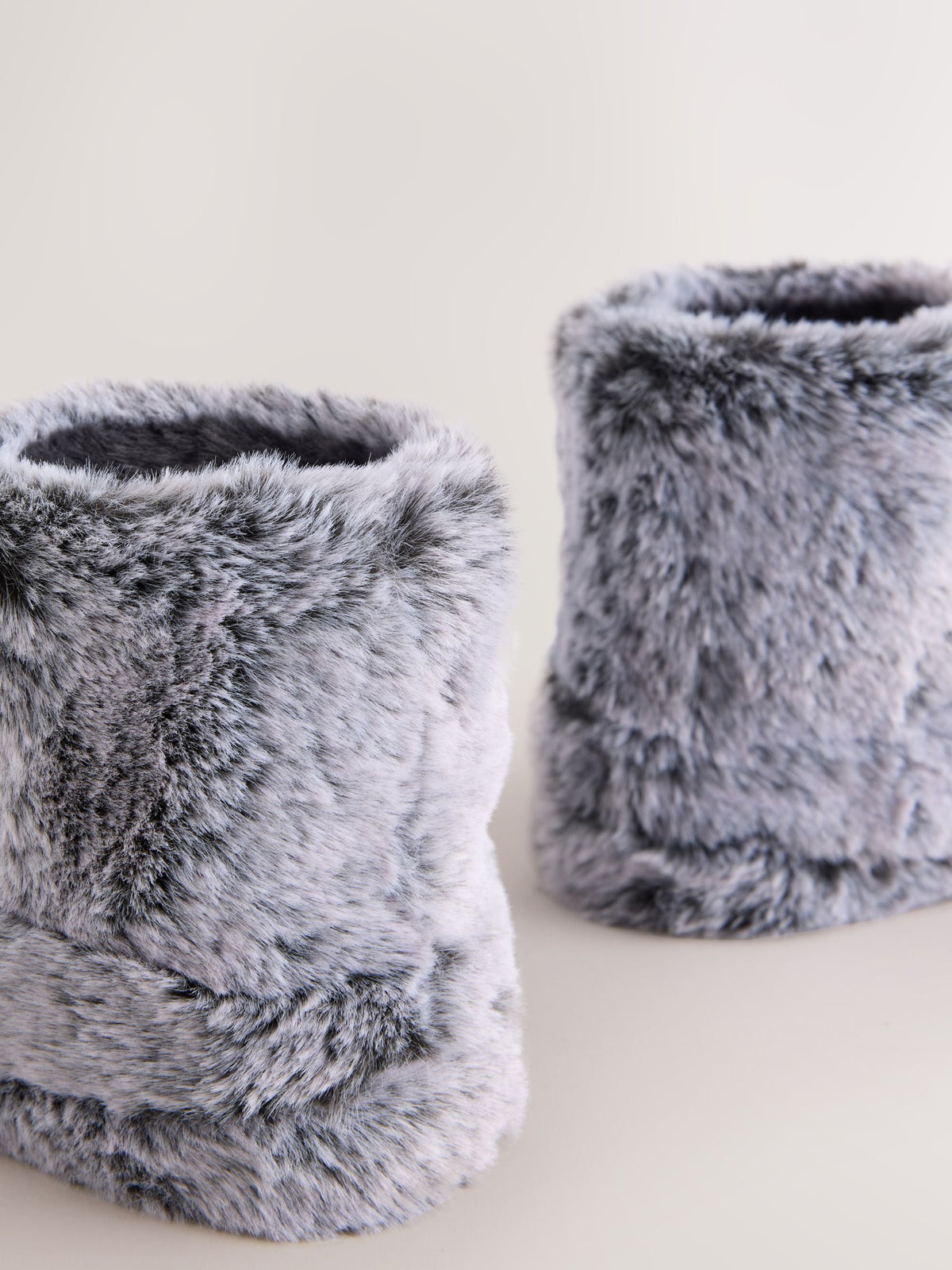 Dsiney Kidz - Grey Penguin Pull On Novelty Slipper Boots image 4