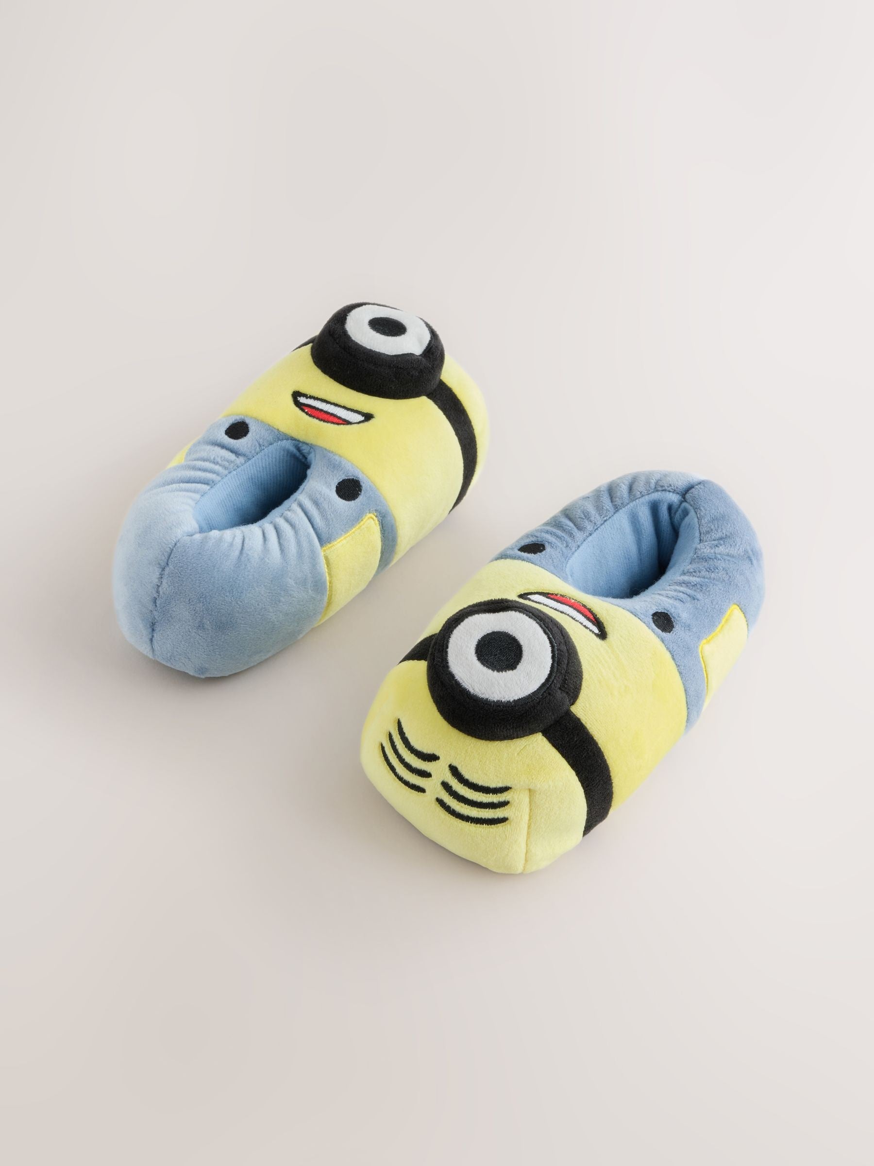 Dsiney Kidz - Yellow Minions Novelty Slippers image 1