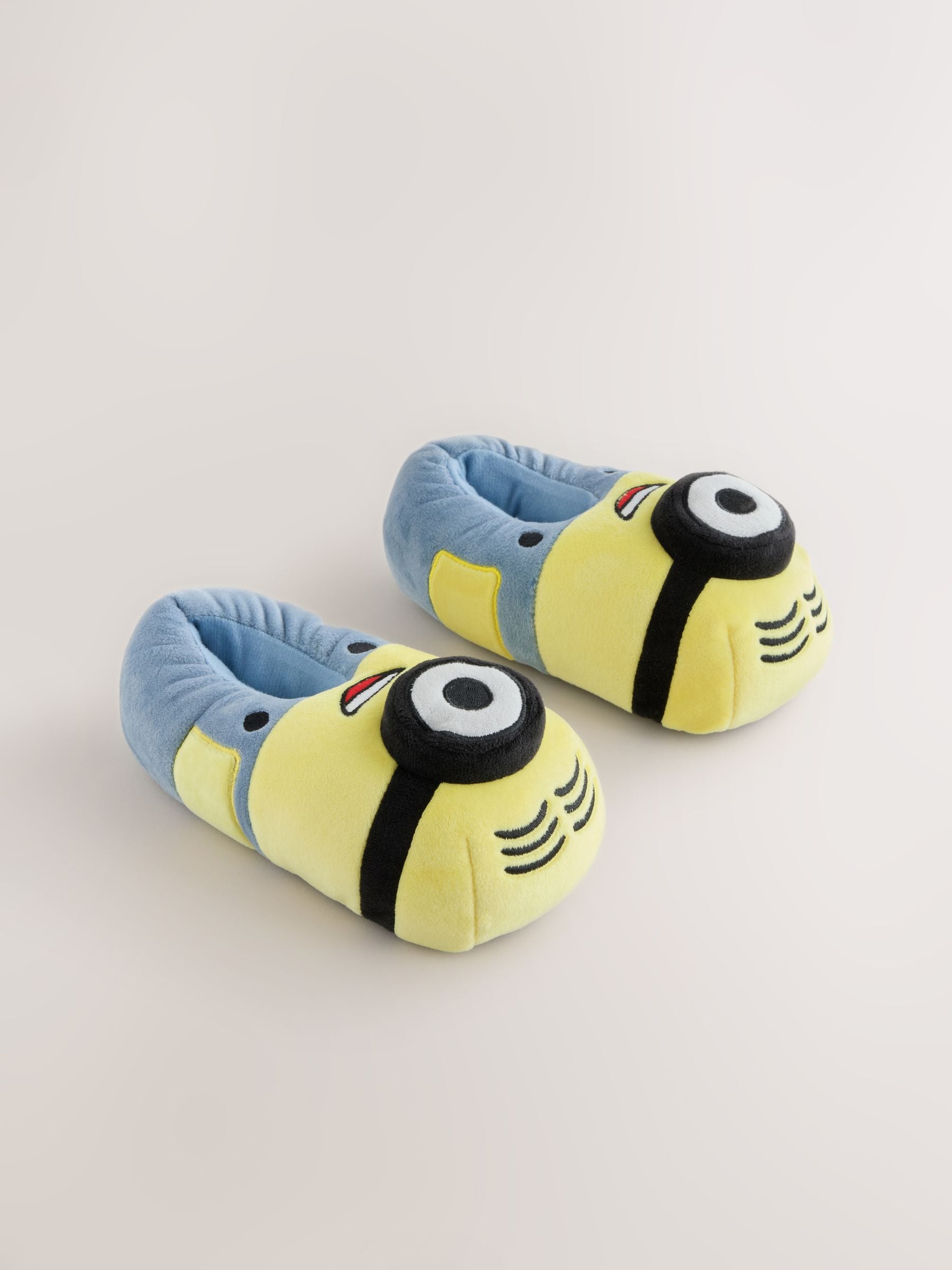 Dsiney Kidz - Yellow Minions Novelty Slippers image 2