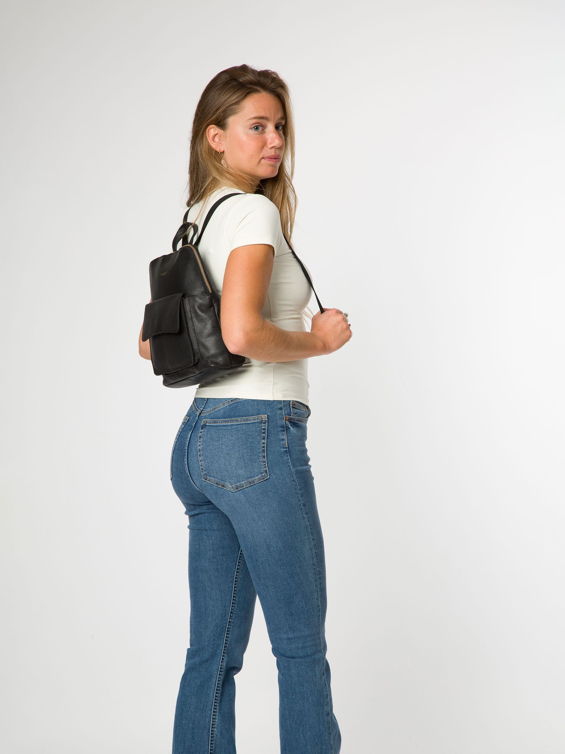 Pure Luxuries London Black Anouk Leather Backpack image 1
