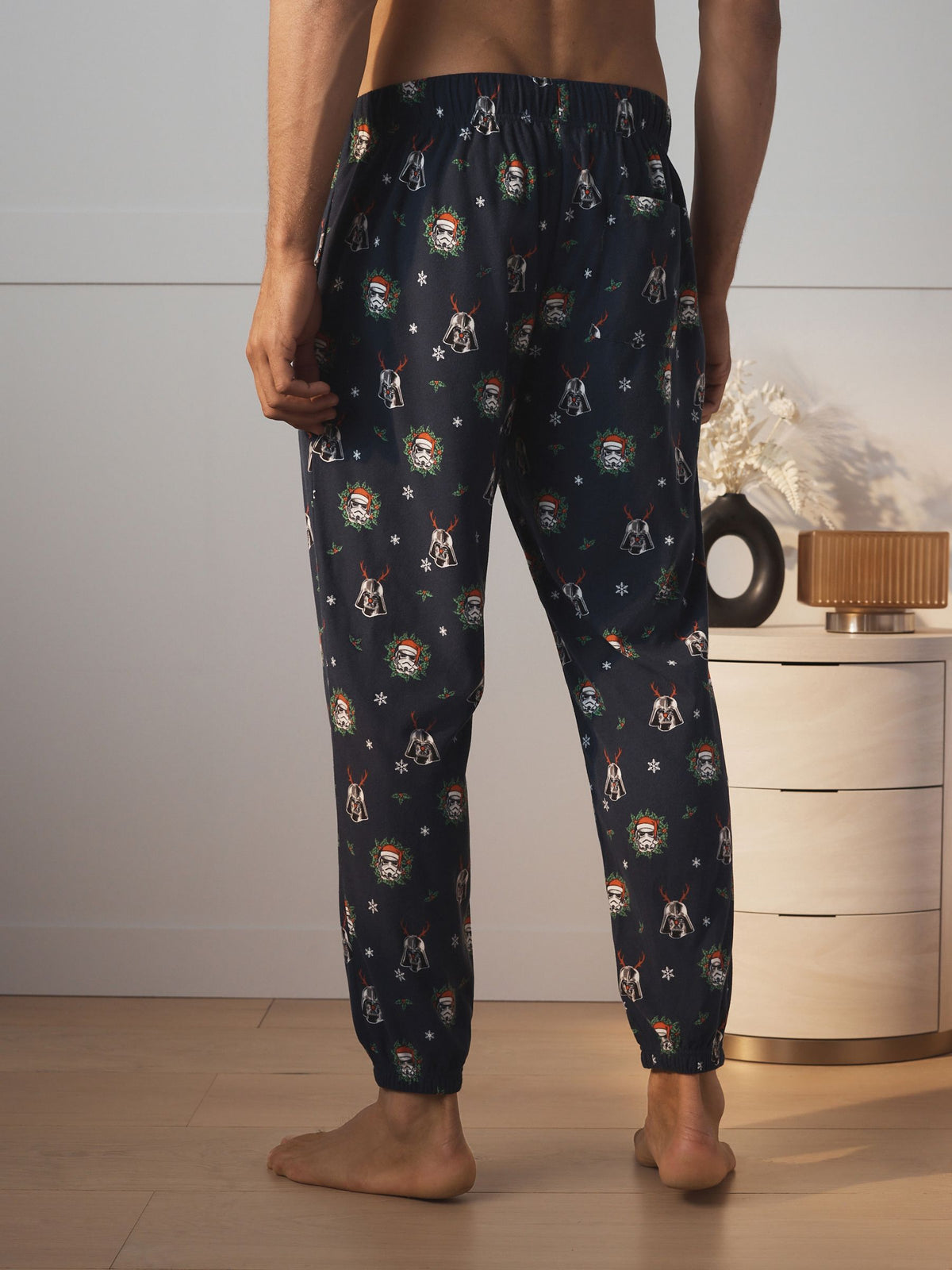 Black Star Wars Printed Long Pyjama Bottoms - image 3
