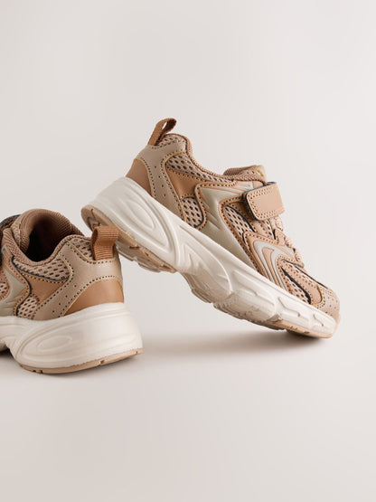Neutral Touch Fastening Elastic Lace Trainers image 4