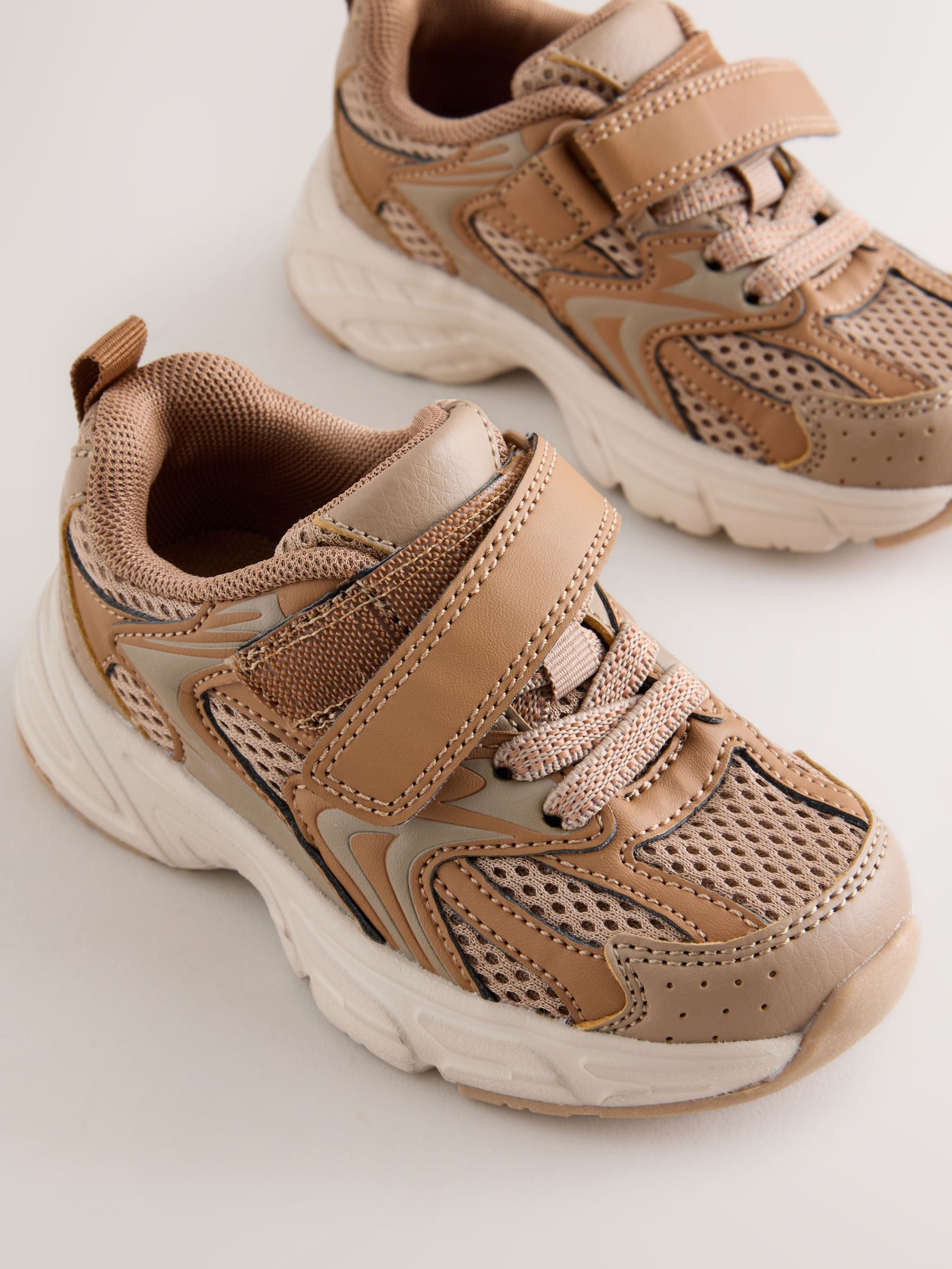 Neutral Touch Fastening Elastic Lace Trainers image 5