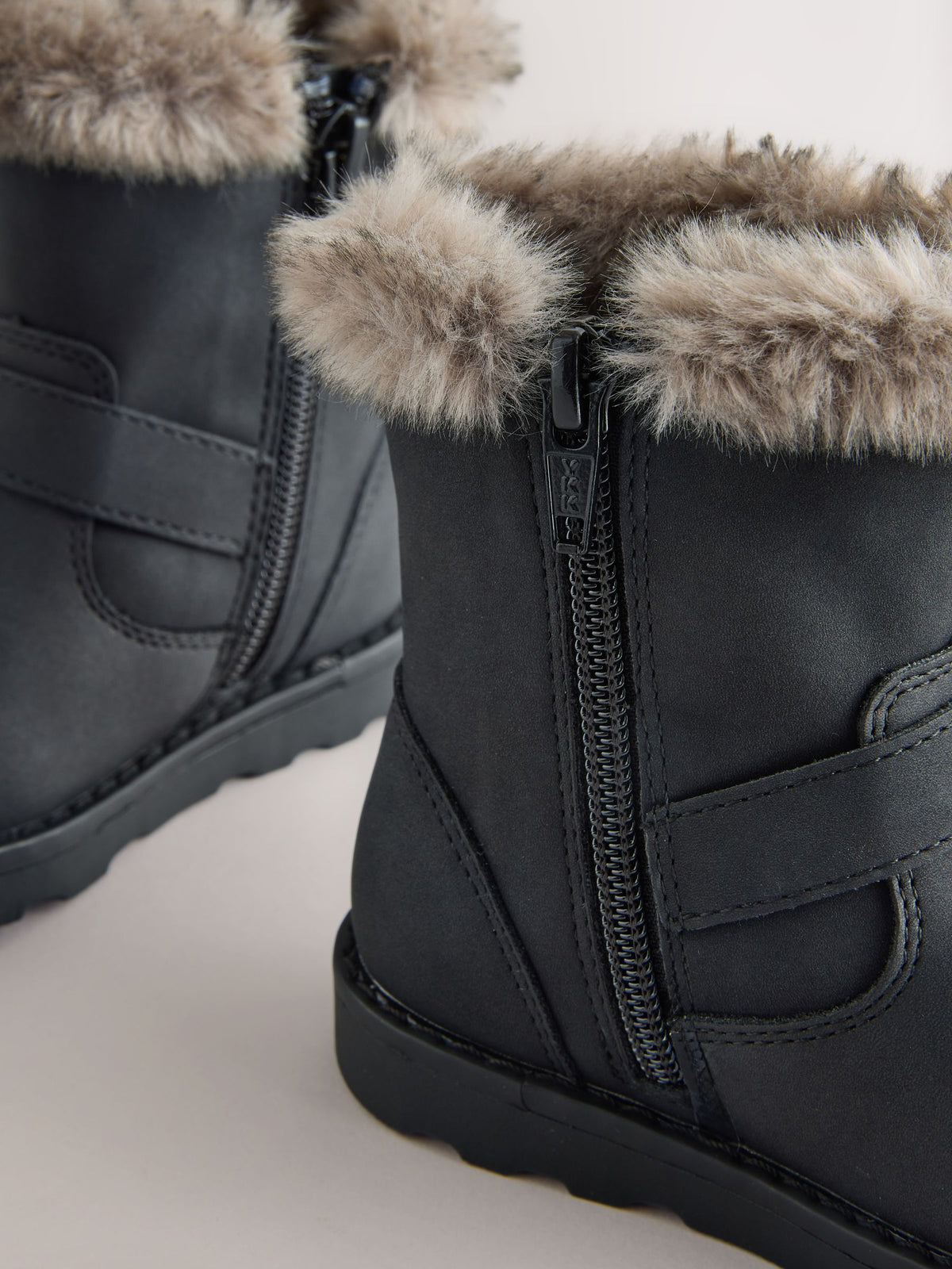 Dsiney Kidz - Black Fur Lined Buckle Boots image 4