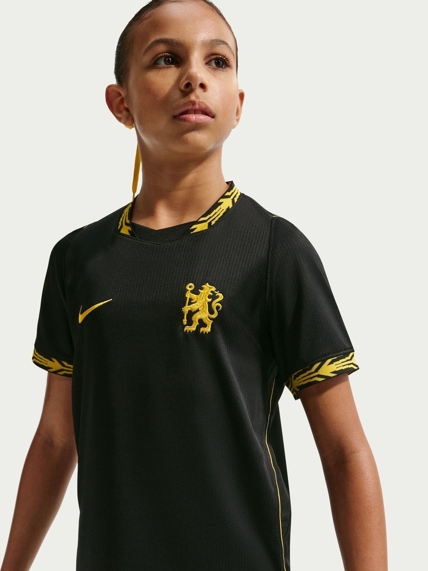 Dsiney Kidz - Nike Black Silver Chelsea FC 2026/27 Stadium Away Football Shirt image 3