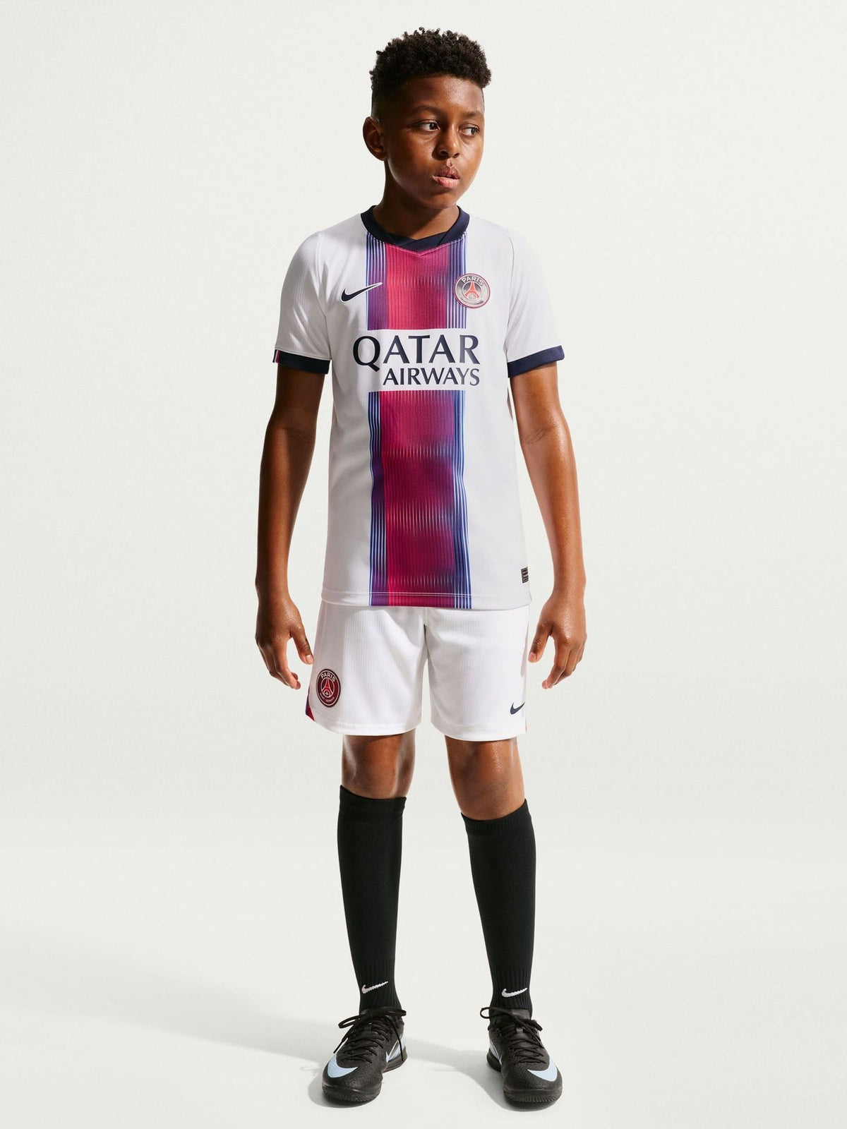 Dsiney Kidz - Nike White Paris Saint-Germain Youth Dri-FIT Short-Sleeve Away Stadium football Jersey image 1