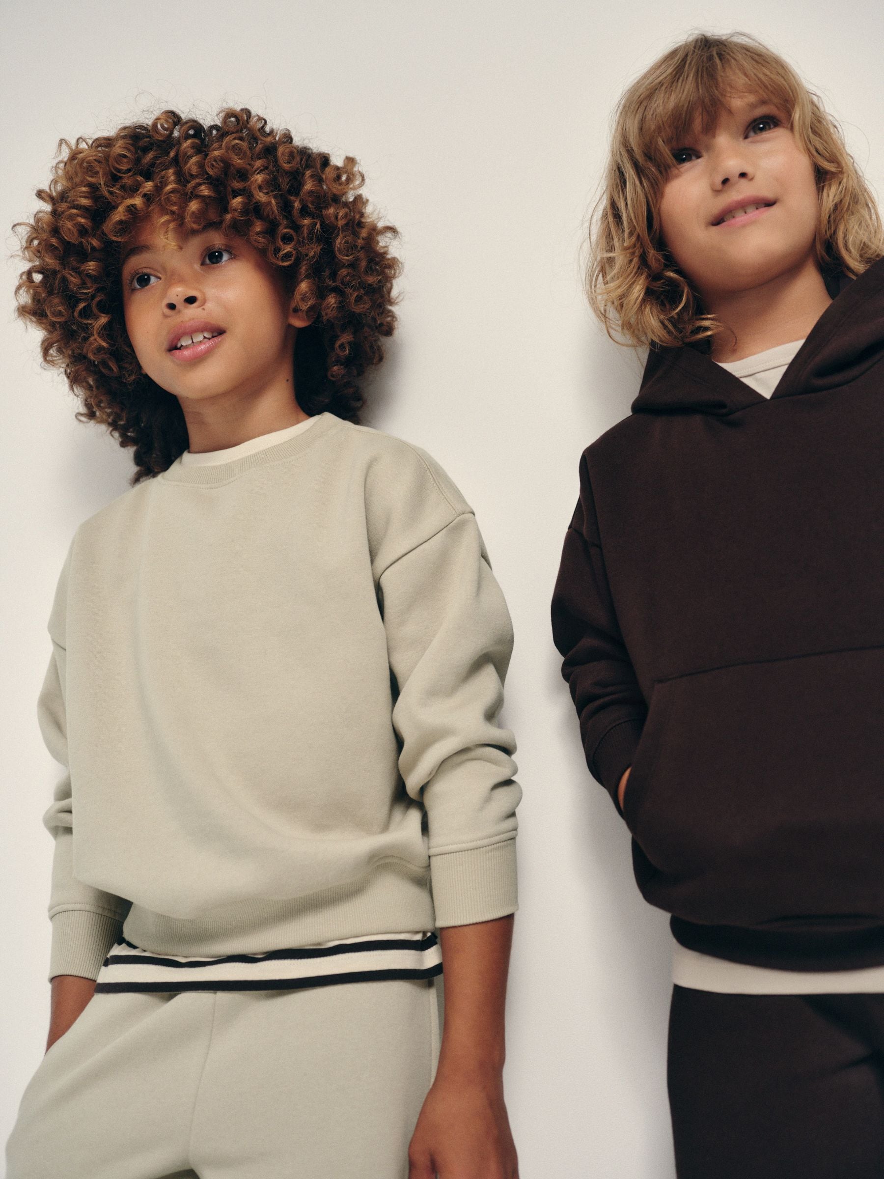 Dsiney Kidz - The Set 6 Piece Outfit Set Neutral image 11