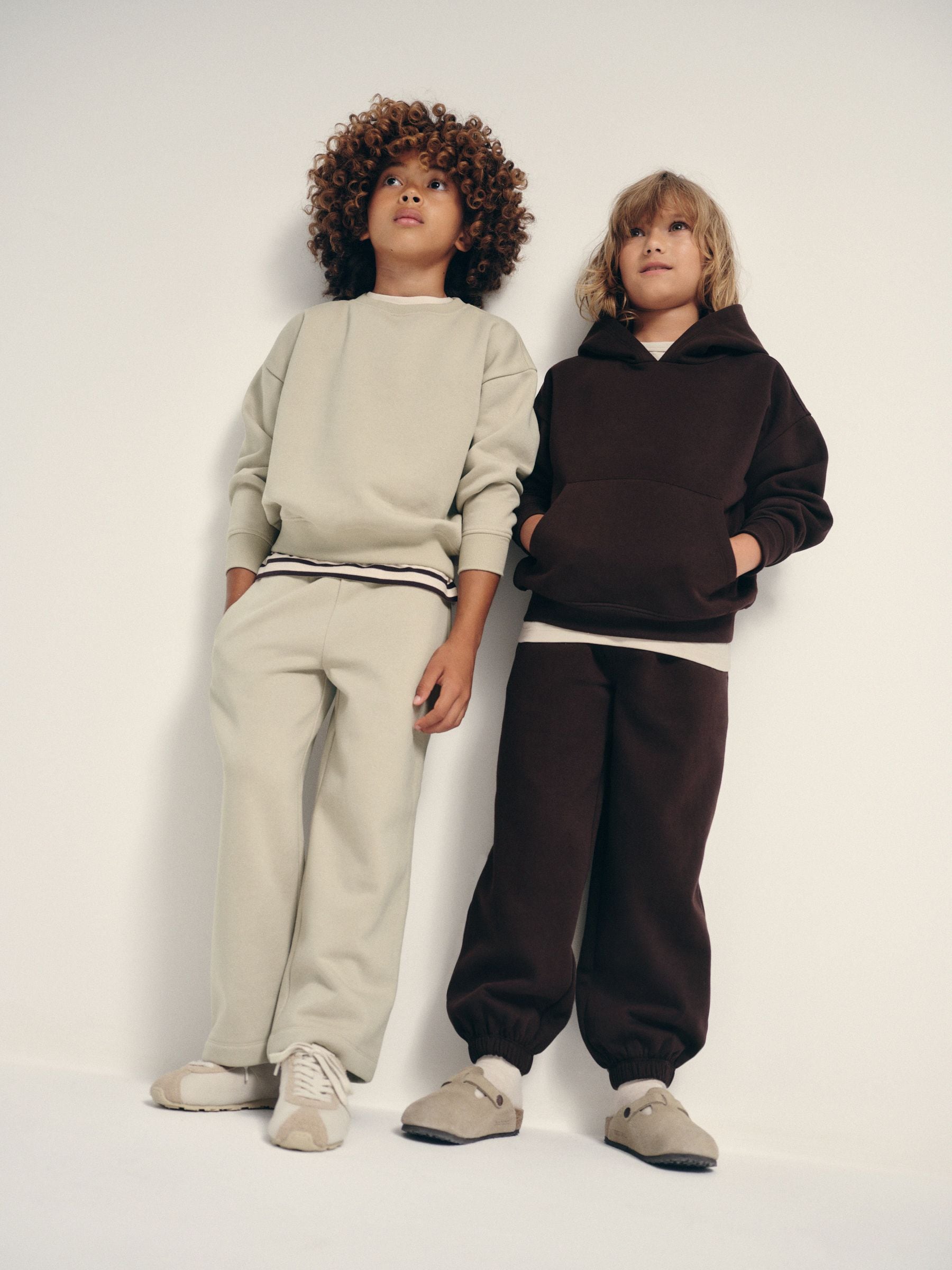 Dsiney Kidz - The Set 6 Piece Outfit Set Neutral image 9
