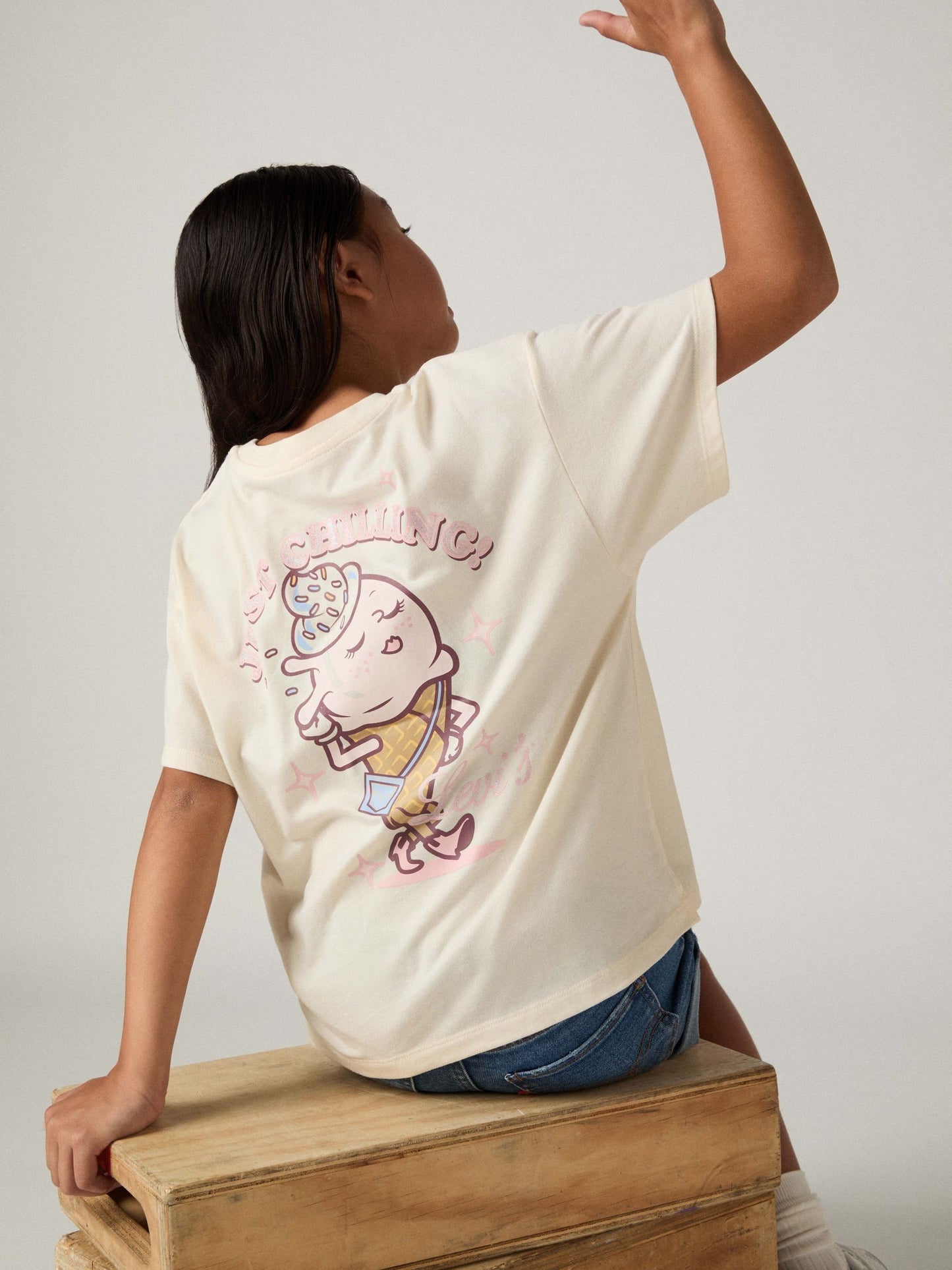 Levi's White Just Chilling Oversized Short Sleeve T-Shirt image 2