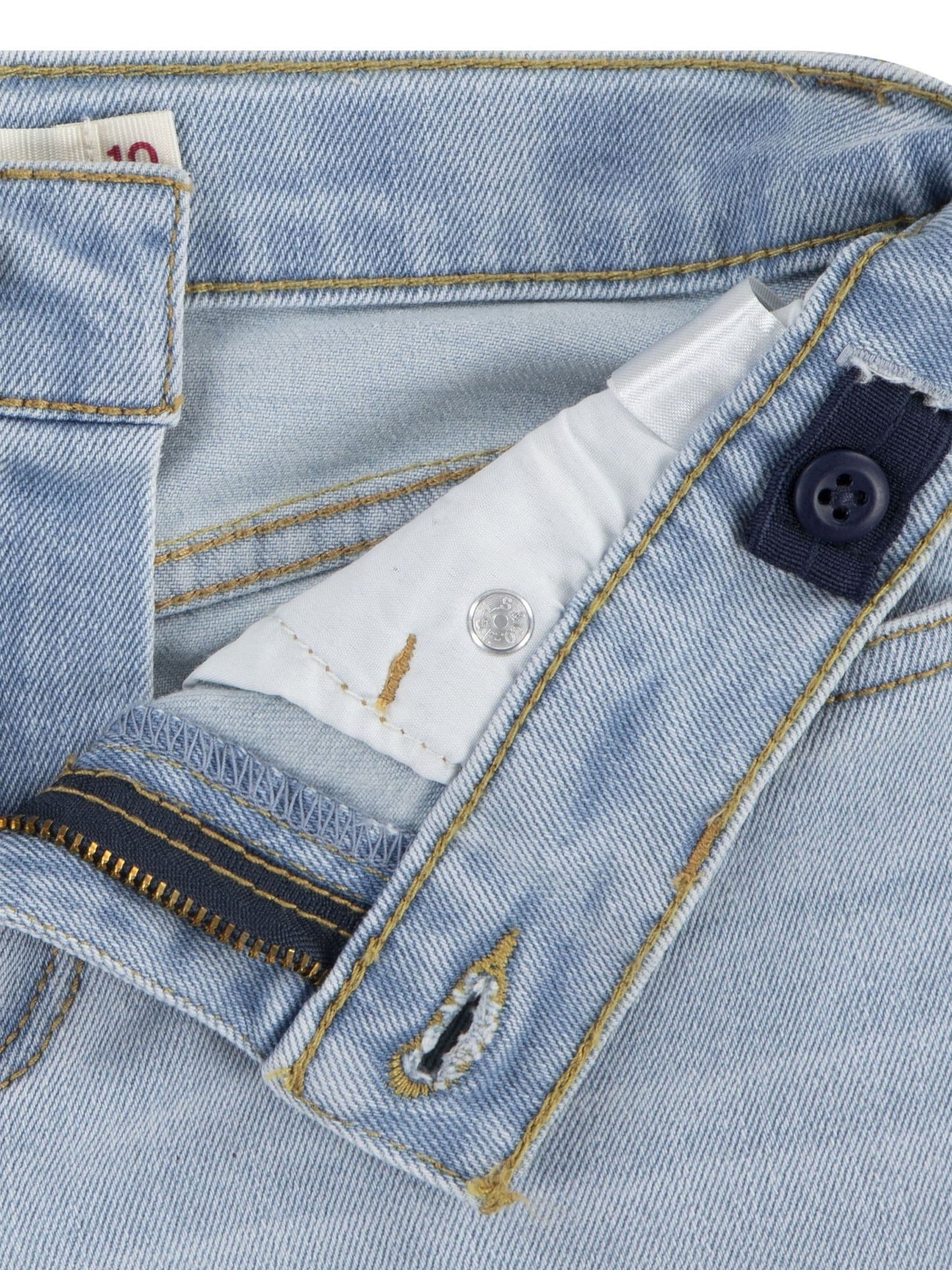 Dsiney Kidz - Levi's® Light Blue Girlfriend Shorts image 4