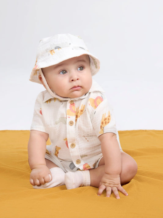 Huggies White Shirt, Shorts & Hats 3 Piece Set image 1