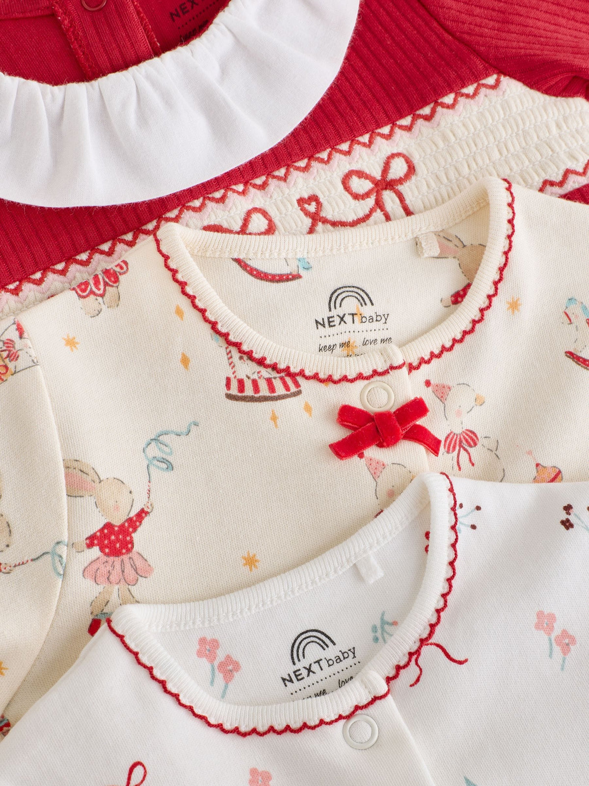 Red/White Christmas Collar Baby Sleepsuits 3 Pack (0mths-2yrs) - image 7